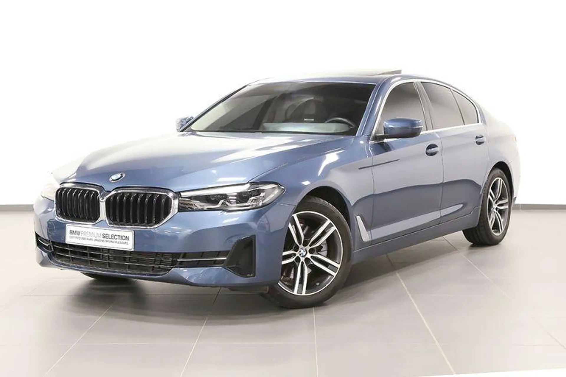 BMW 5 Series 520i Joy Edition