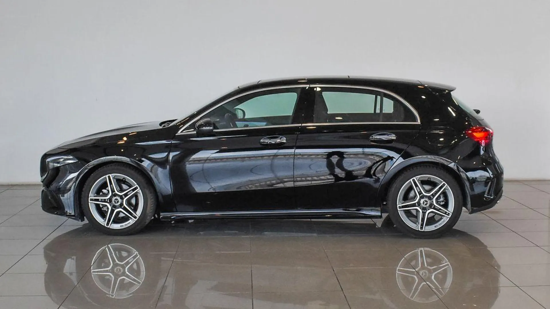 Mercedes-Benz A-Class A 200 Compact Saloon