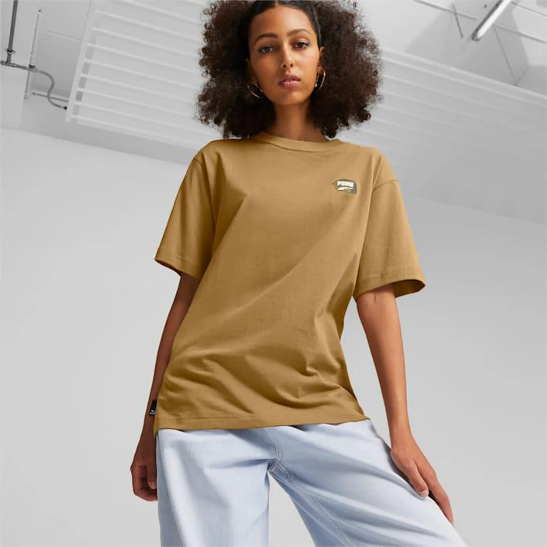 DOWNTOWN Women's Relaxed Graphic Tee