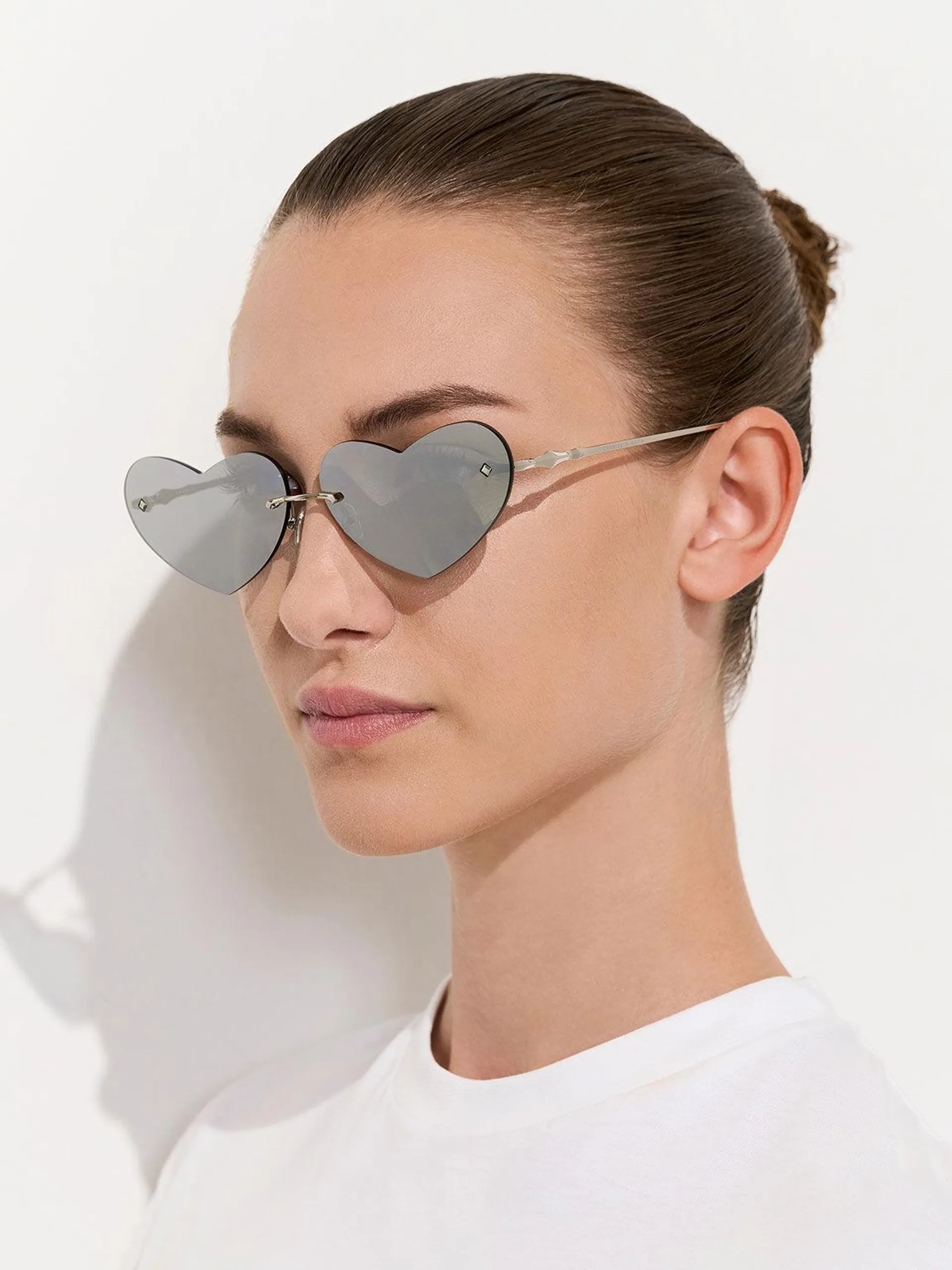 Heart-Shaped Cat-Eye Sunglasses - Silver