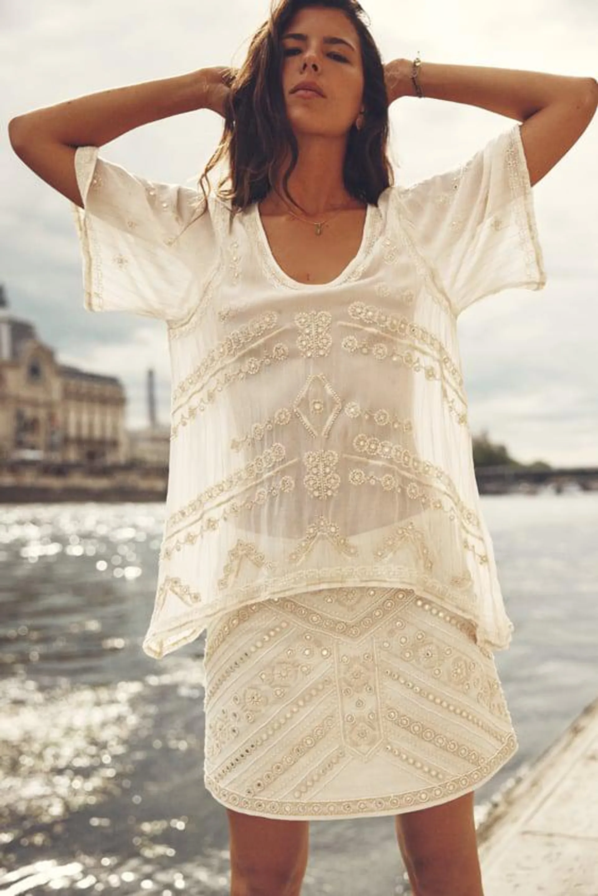 LONG EMBROIDERED BLOUSE