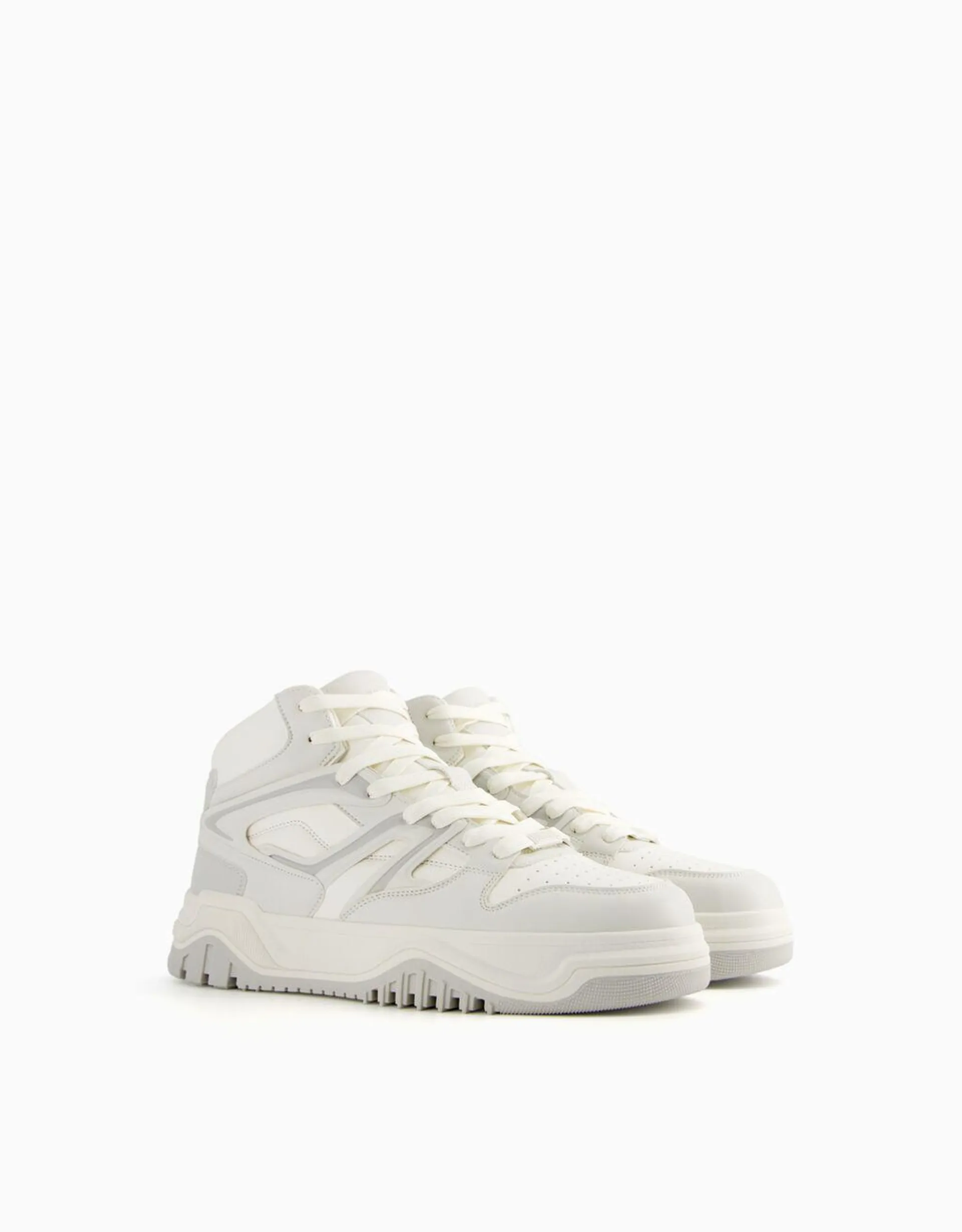 Multi-layer high-top basketball trainers
