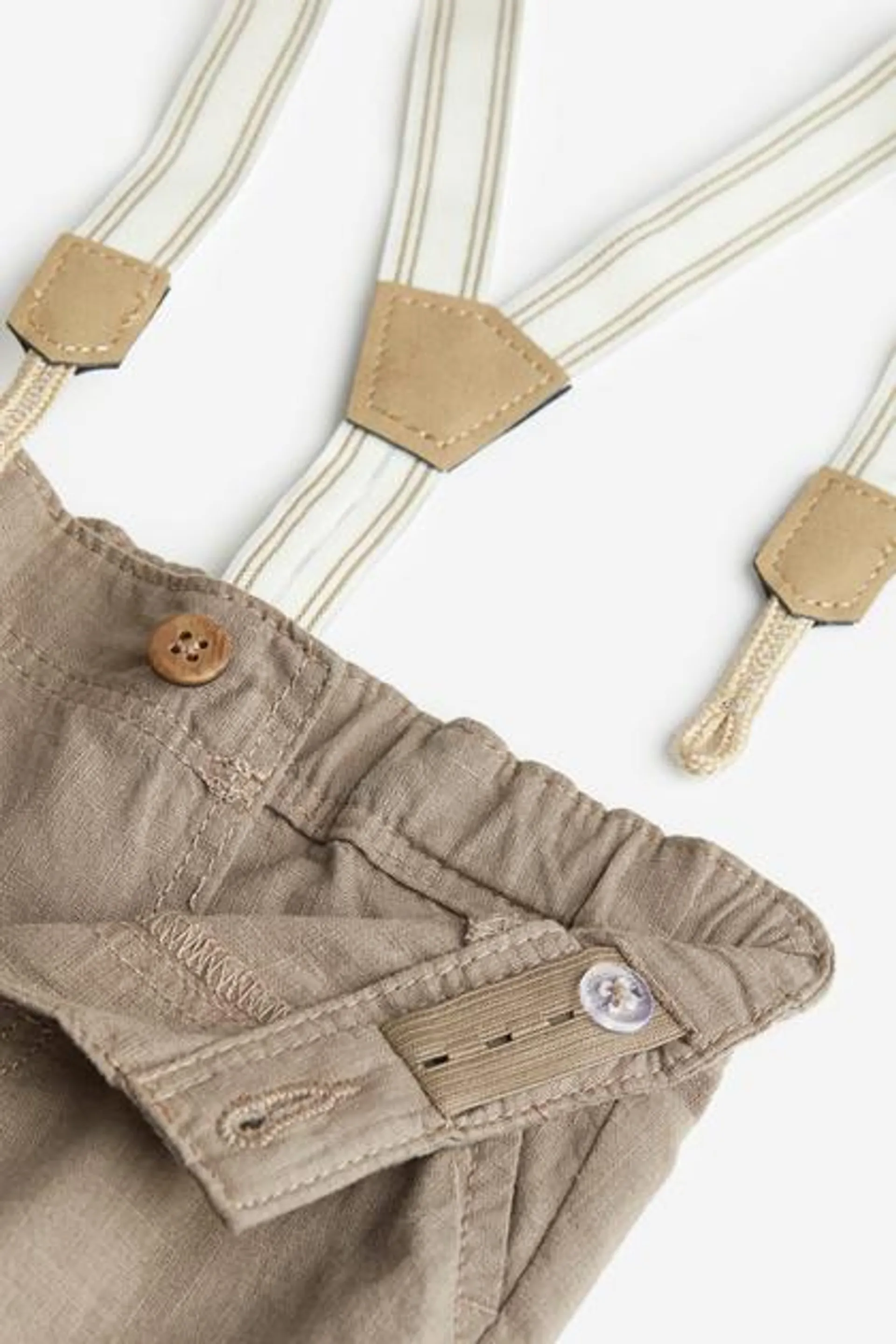 2-piece set with braces