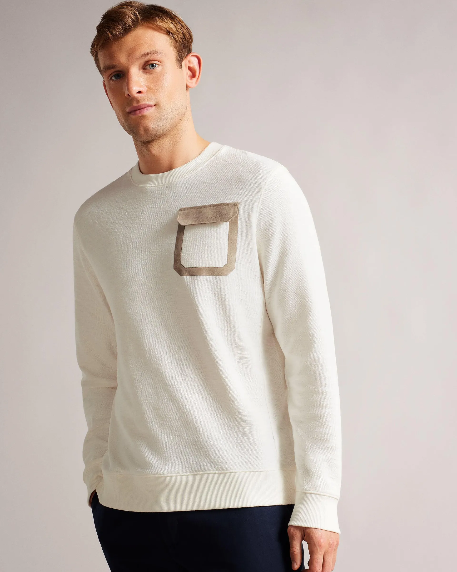 Long Sleeve Relaxed Sweatshirt