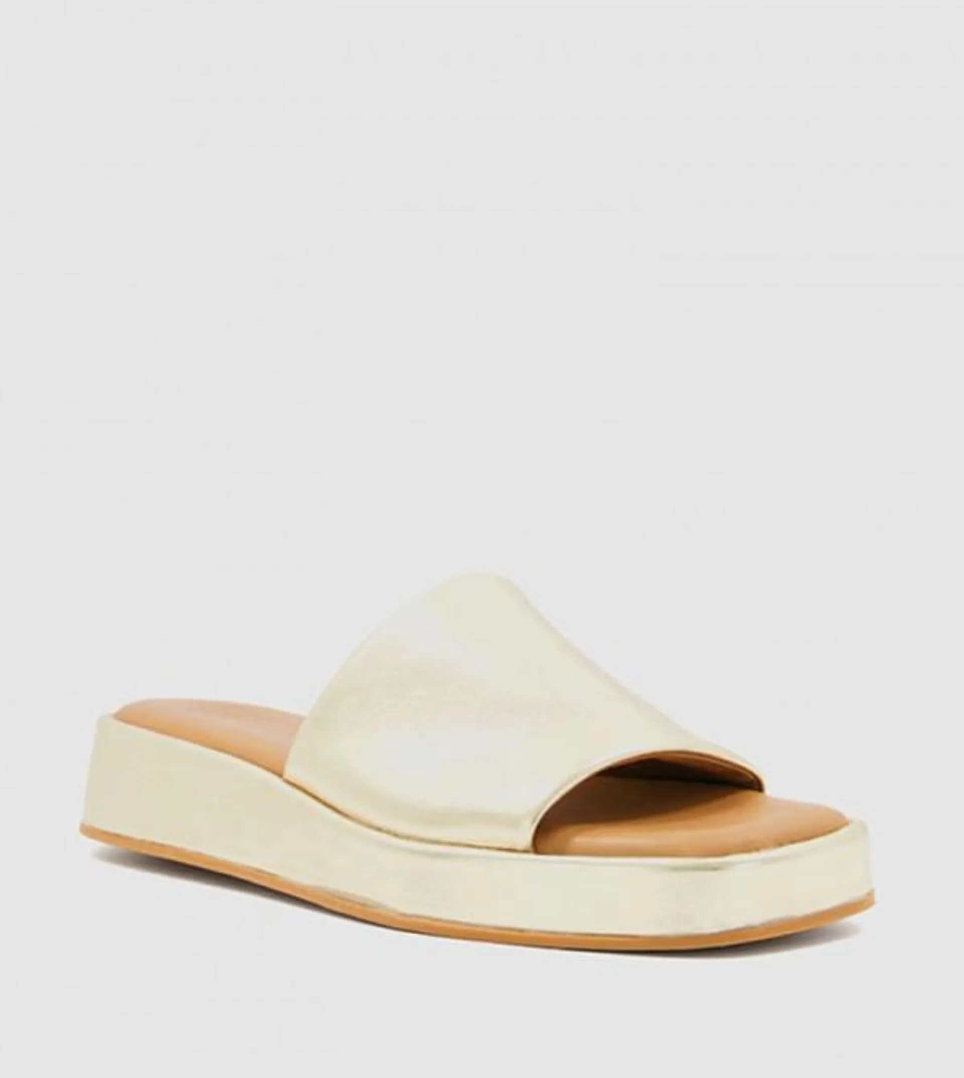 LARLEY T-GOLD