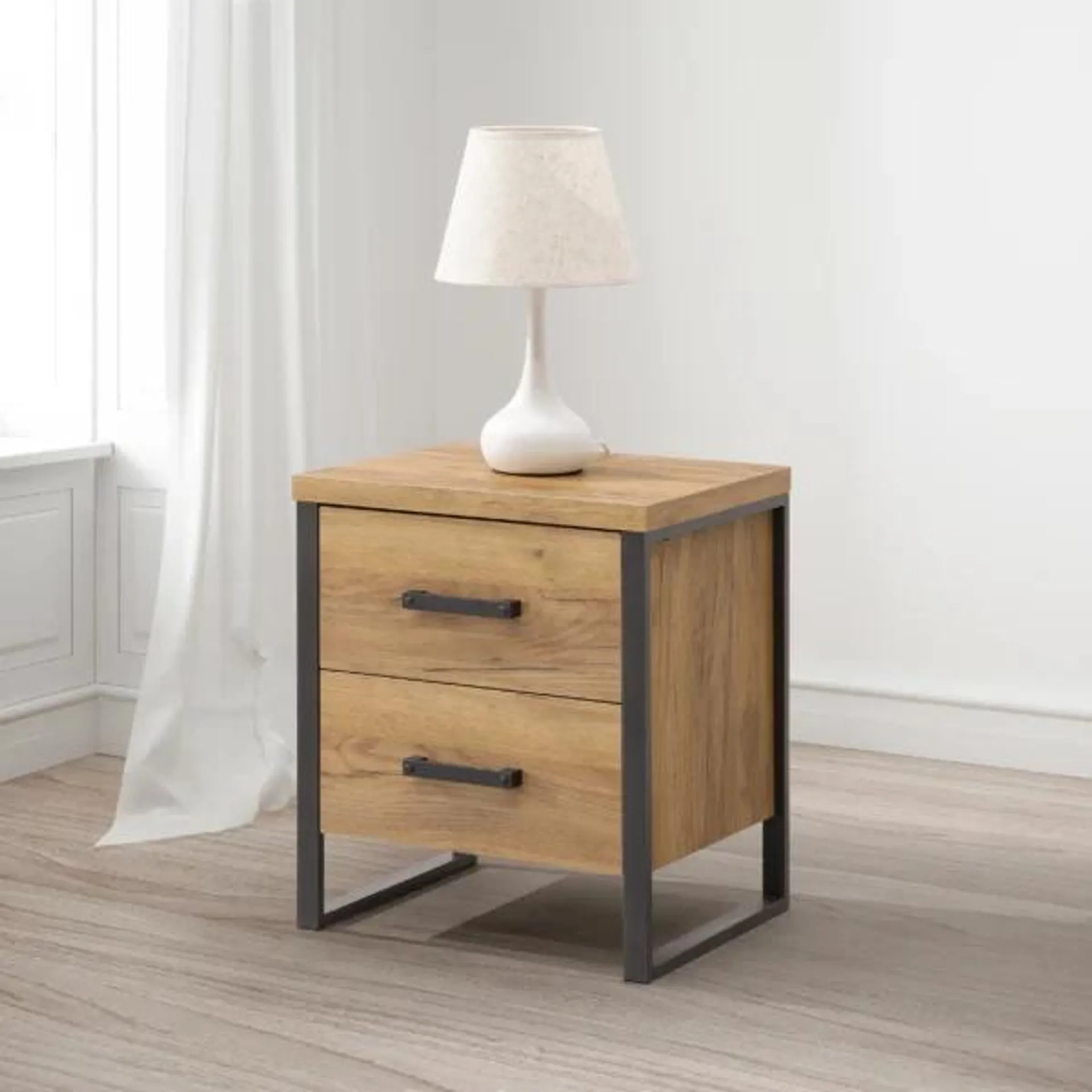 Enoro Night Stand – Golden Oak