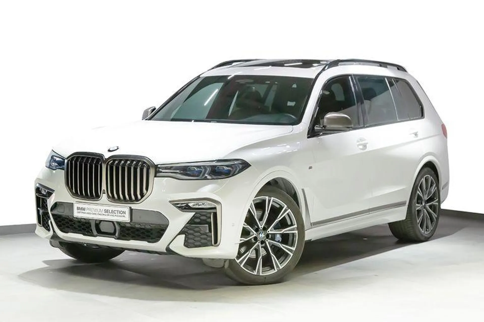 BMW X7 M50i