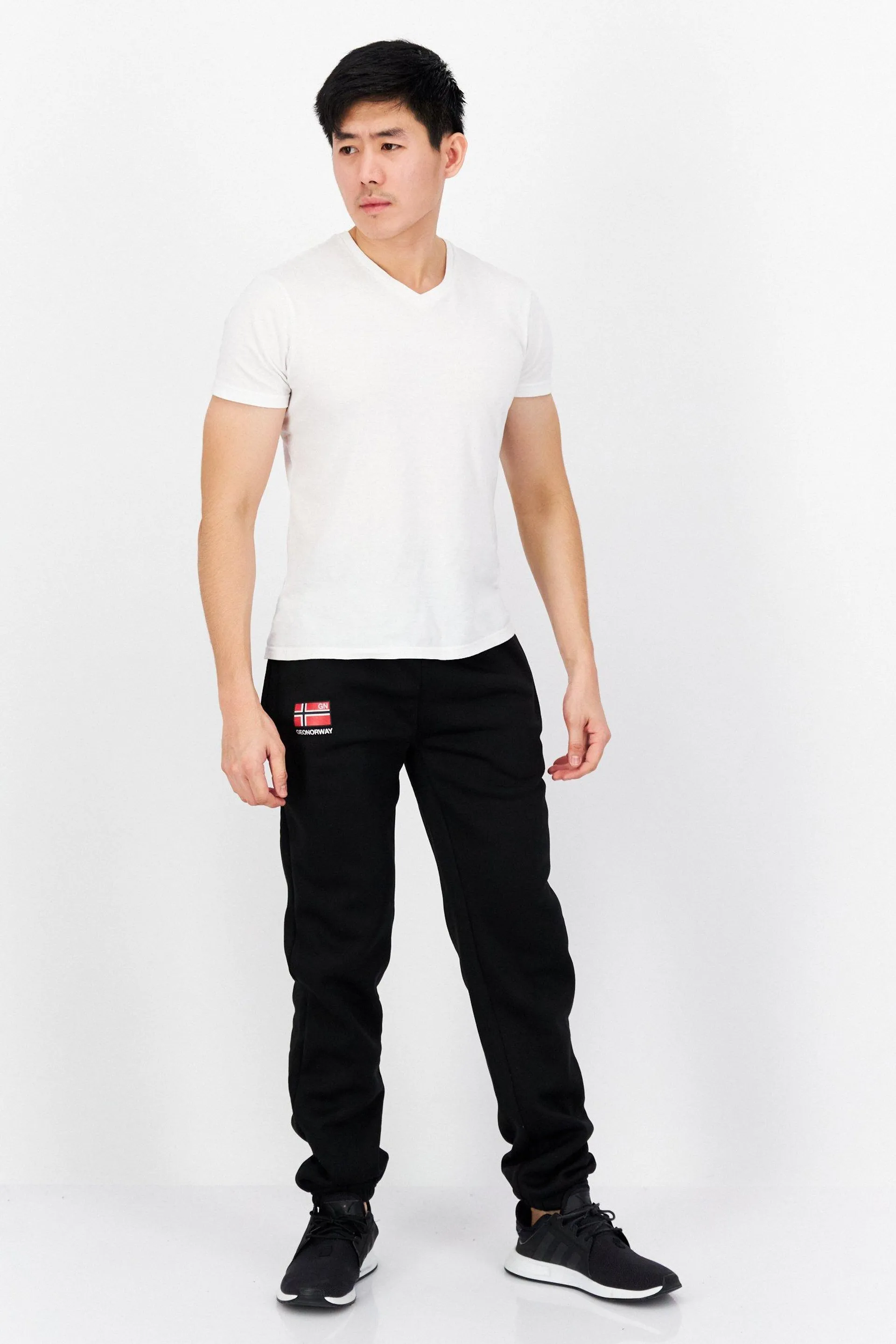 Men Regular Fit Brand Logo Jogger Pants, Black