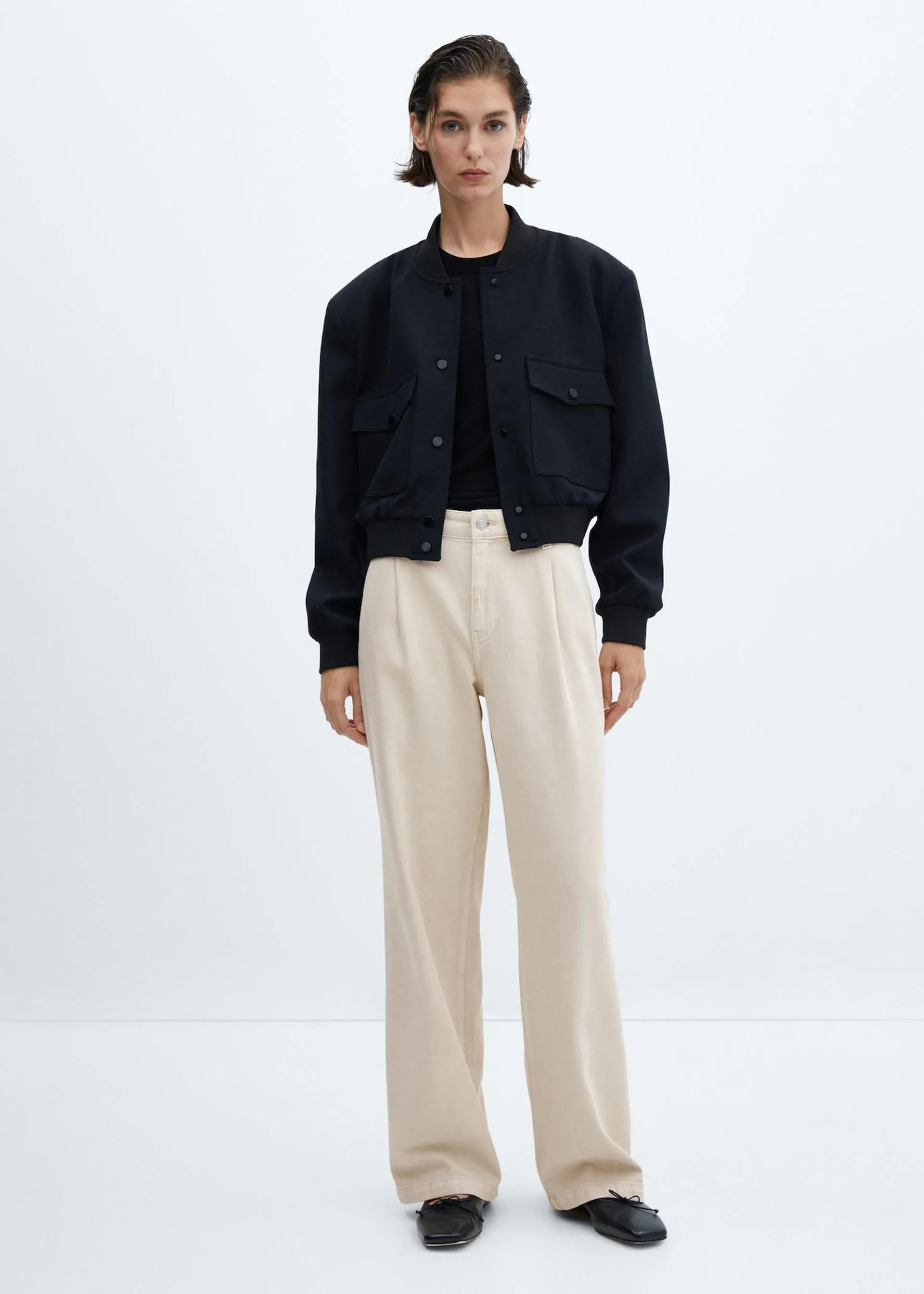Straight pleated jeans