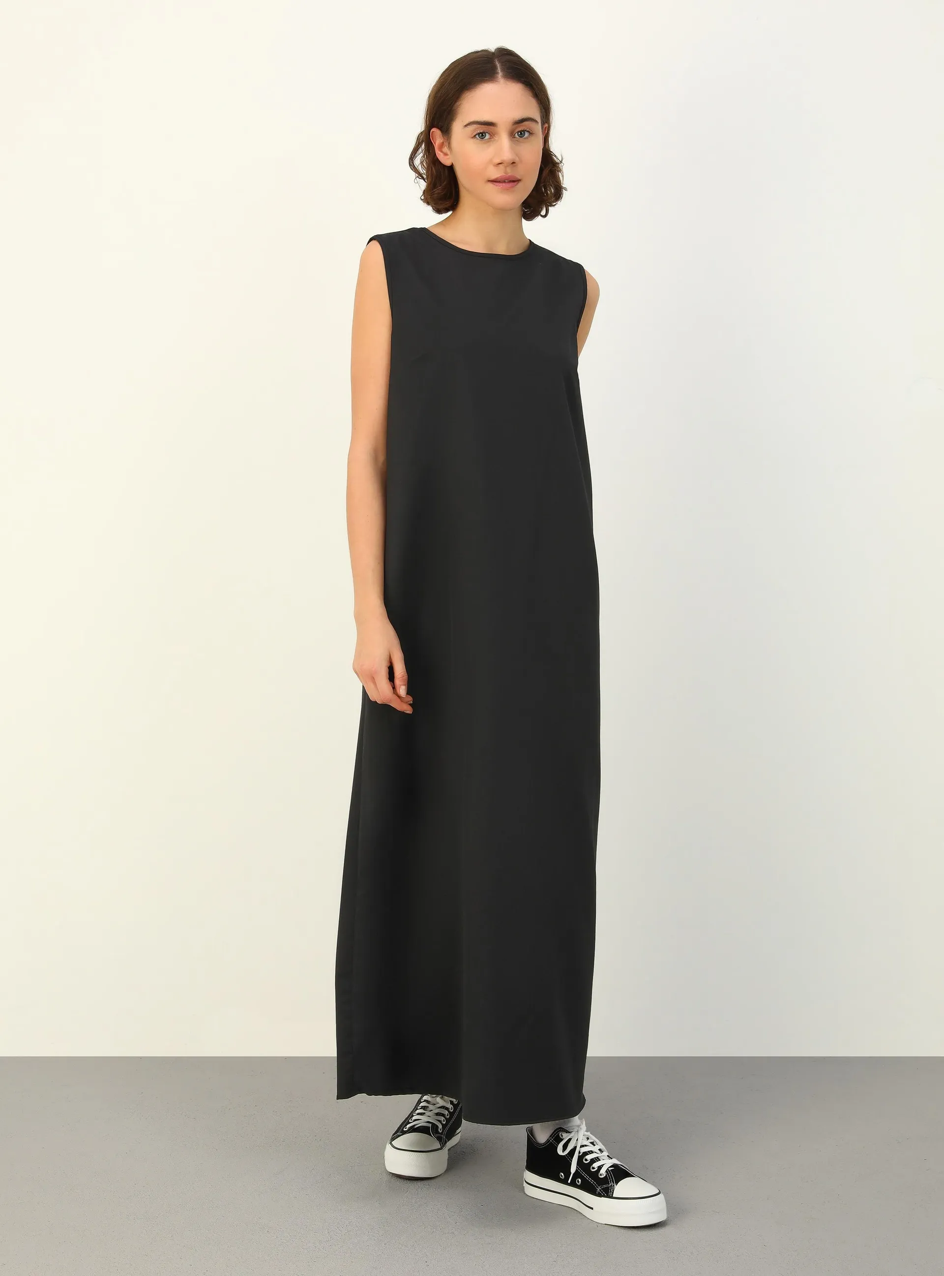 Black - Modest Dress