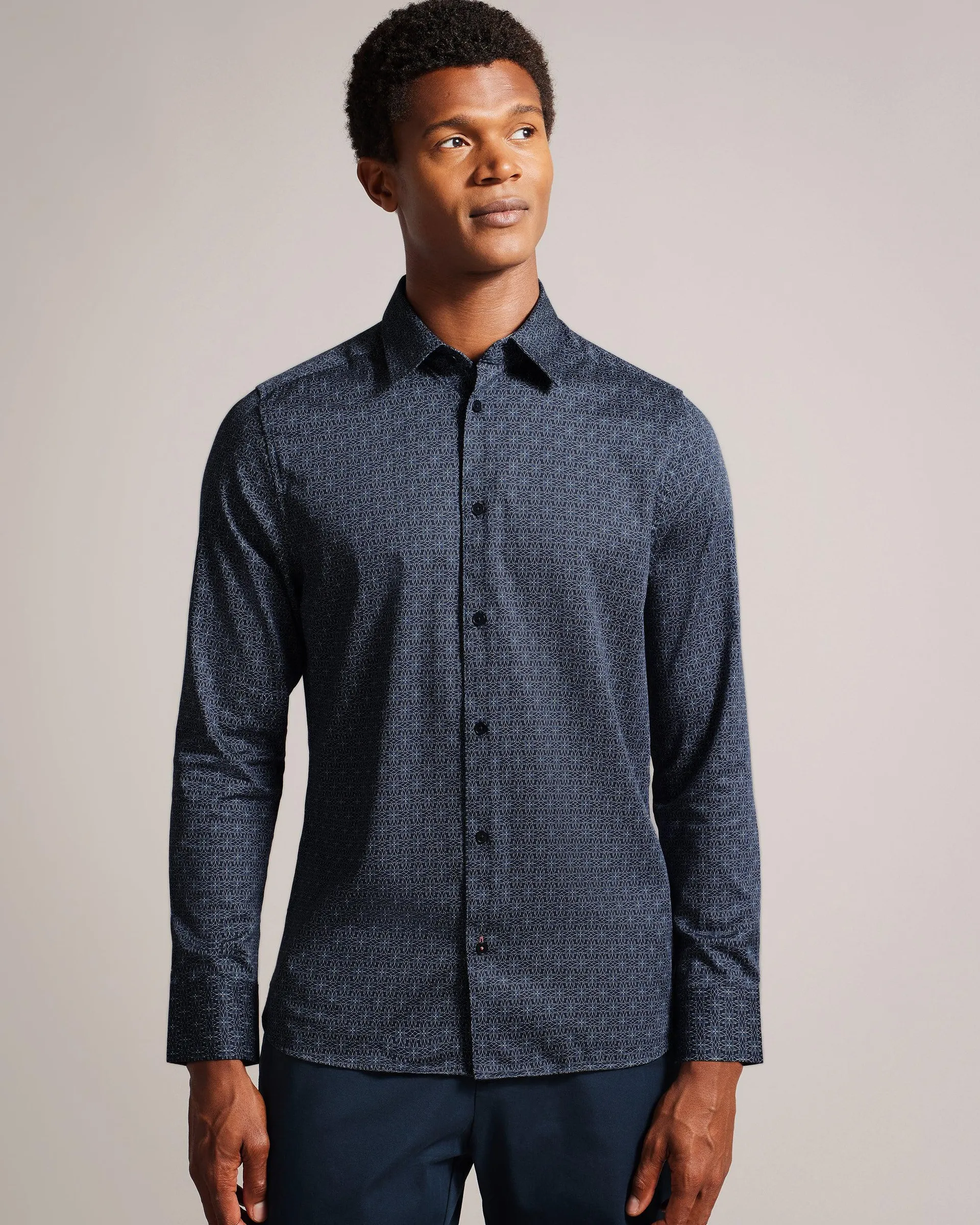 Long Sleeve Geometric Star Print Shirt