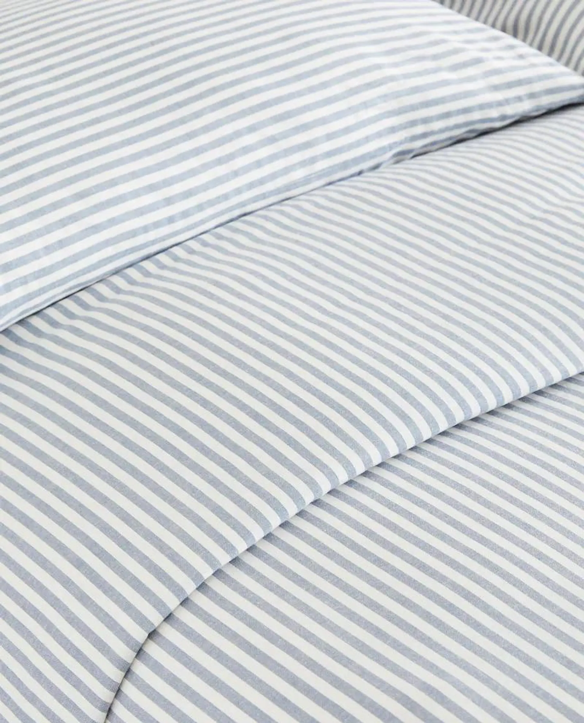 DUVET COVER WITH NARROW STRIPES