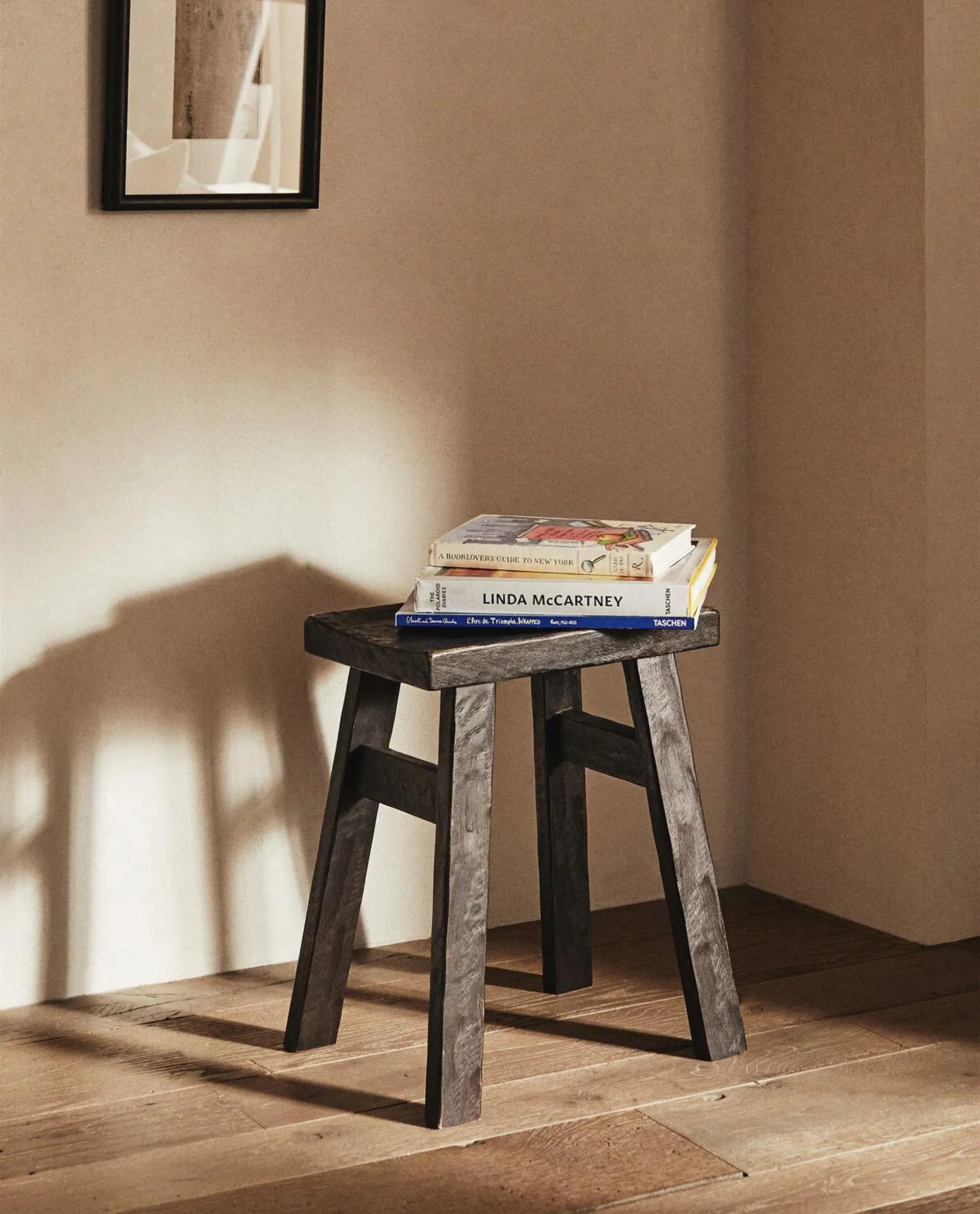 IRREGULAR TEXTURED LOW STOOL