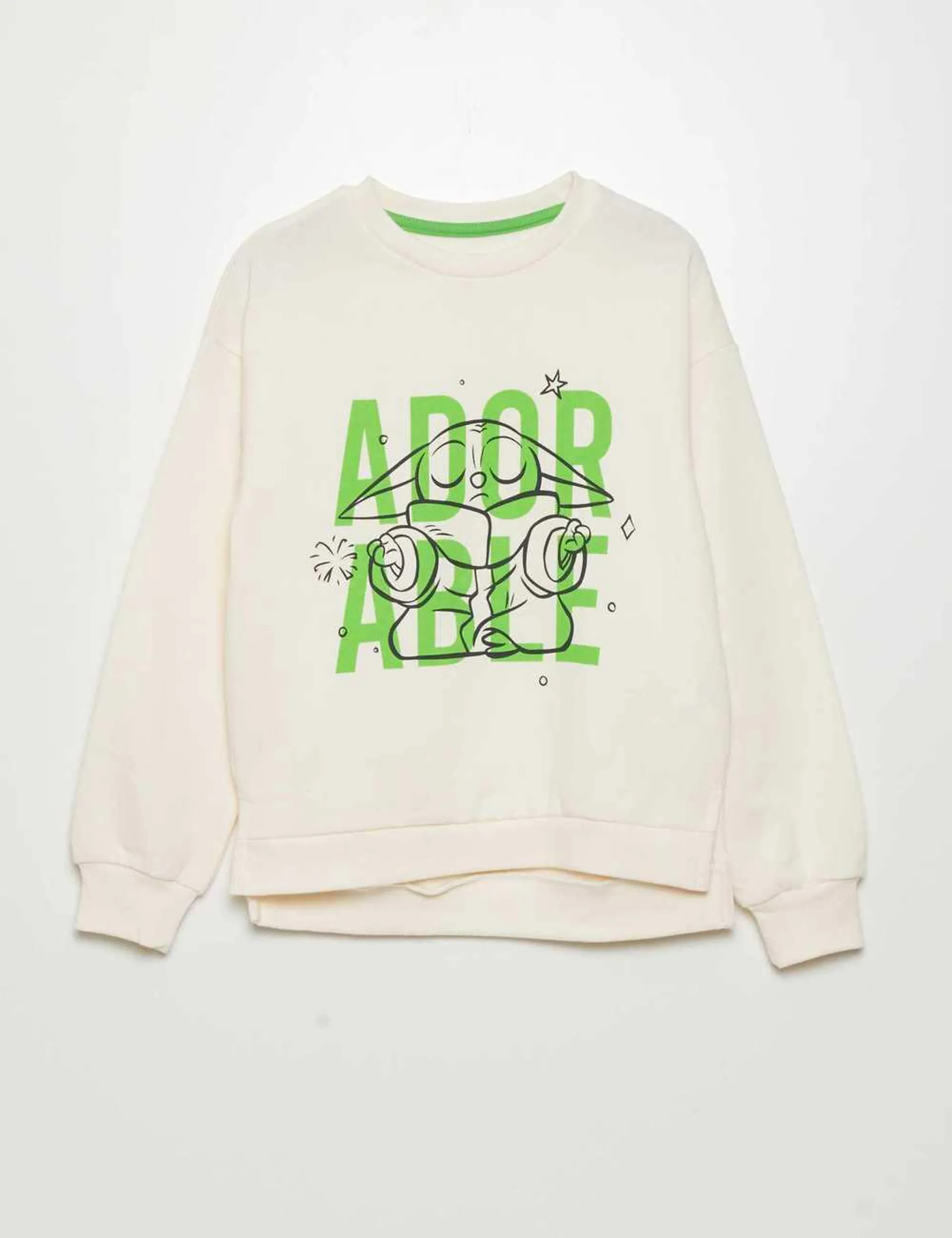 'Disney' 'Baby Yoda' sweater