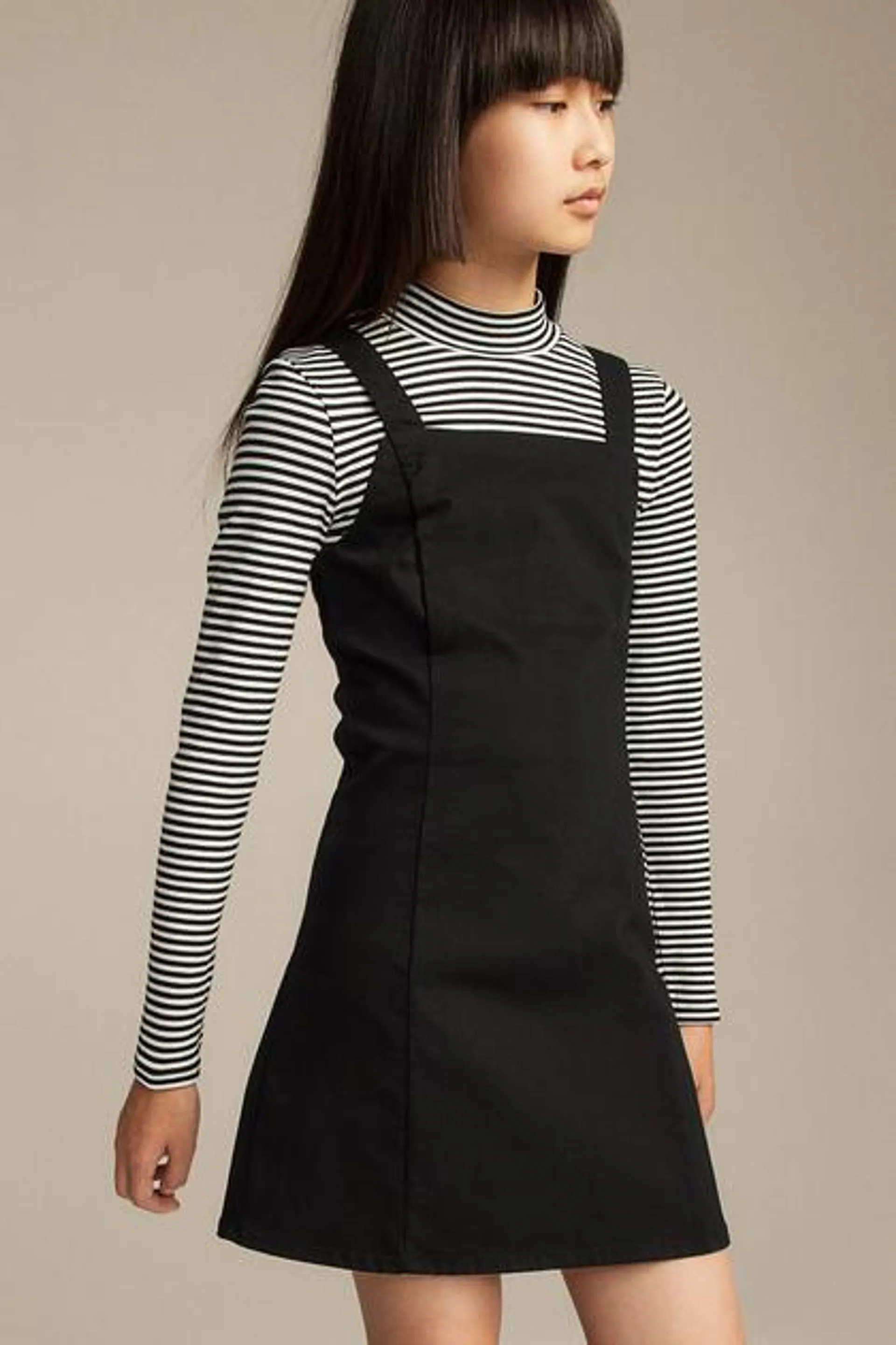 2-piece pinafore dress set