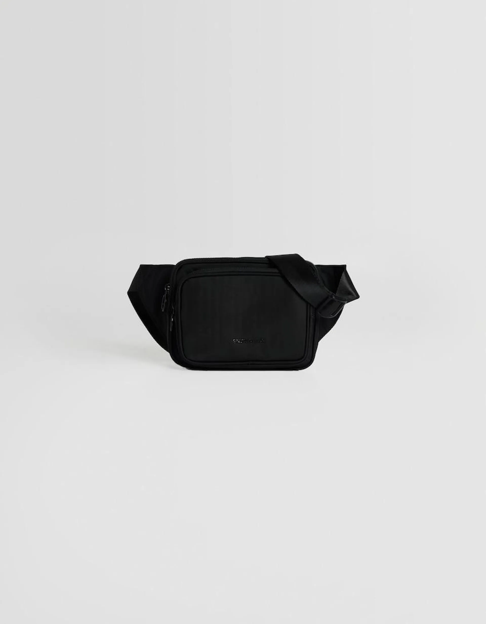 Technical belt bag with pockets