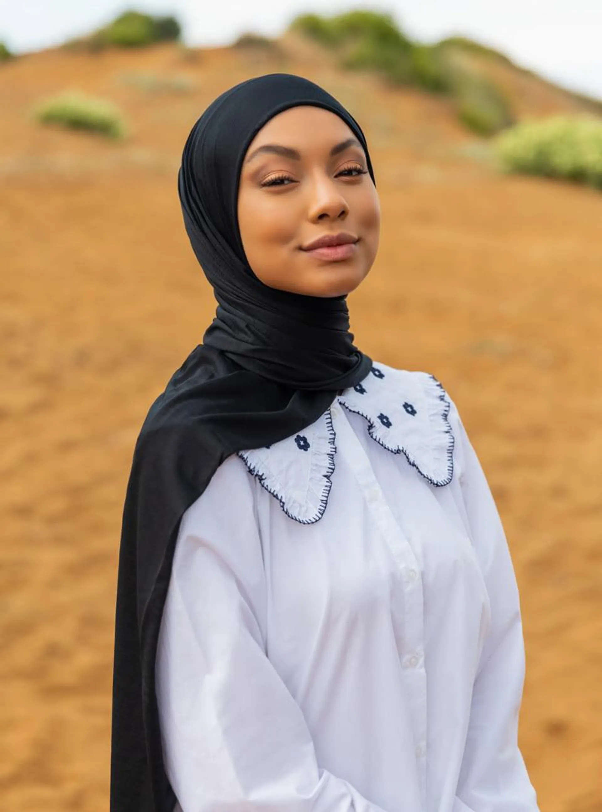 Jersey Combed Cotton Viscose Shawl Black