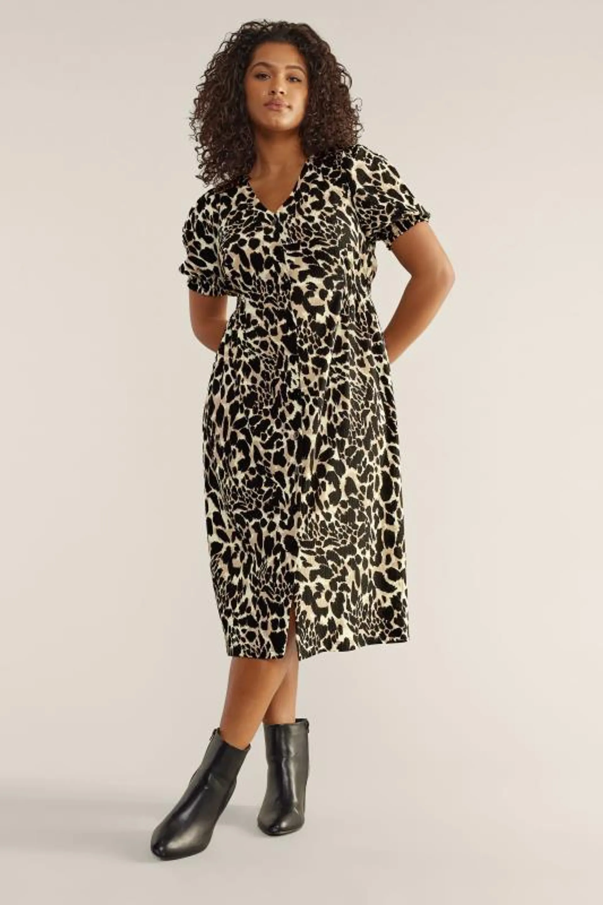 EVANS Curve Beige Brown Animal Print Tea Dress