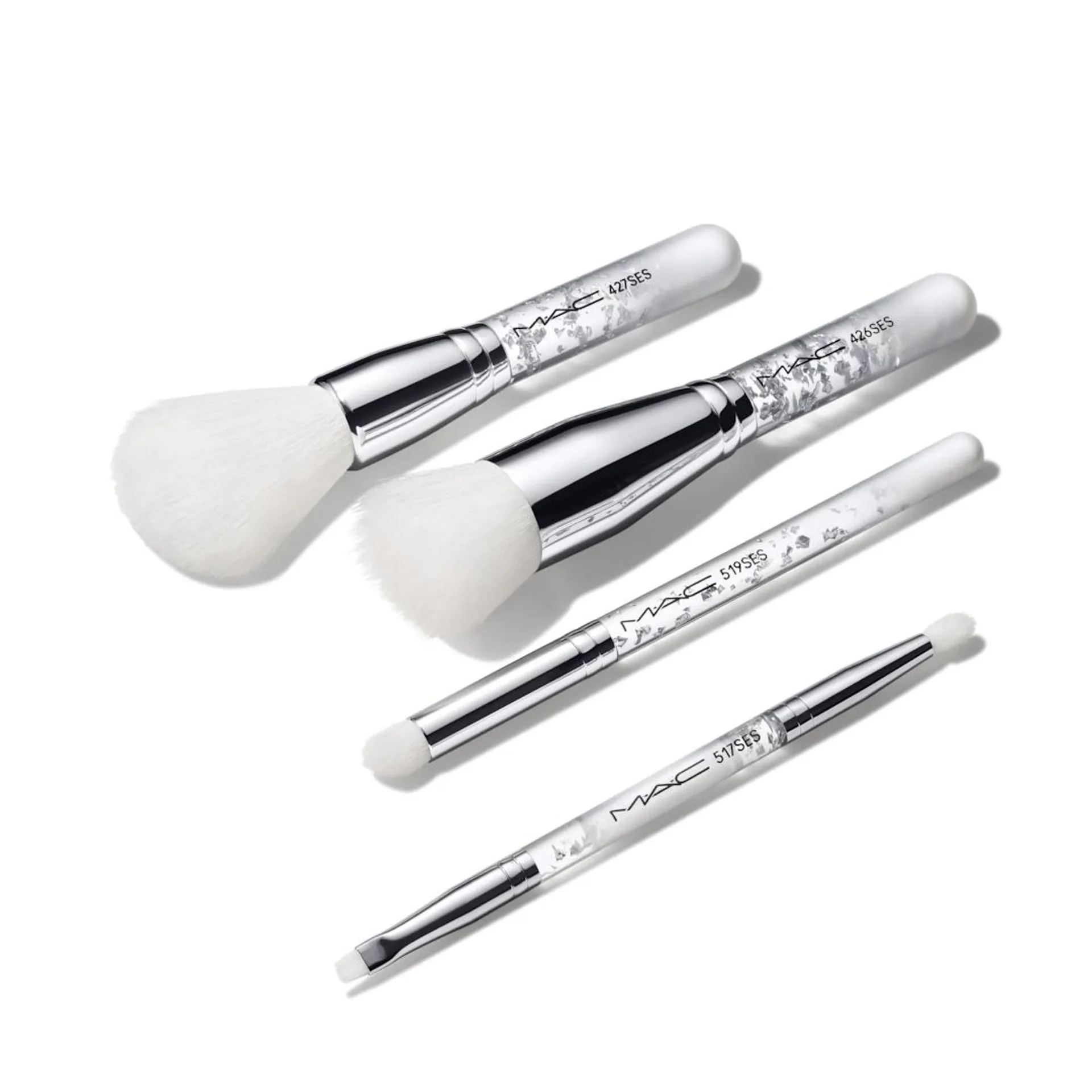 Brush Of Snow Essential Brush Kit (Worth 260 AED)