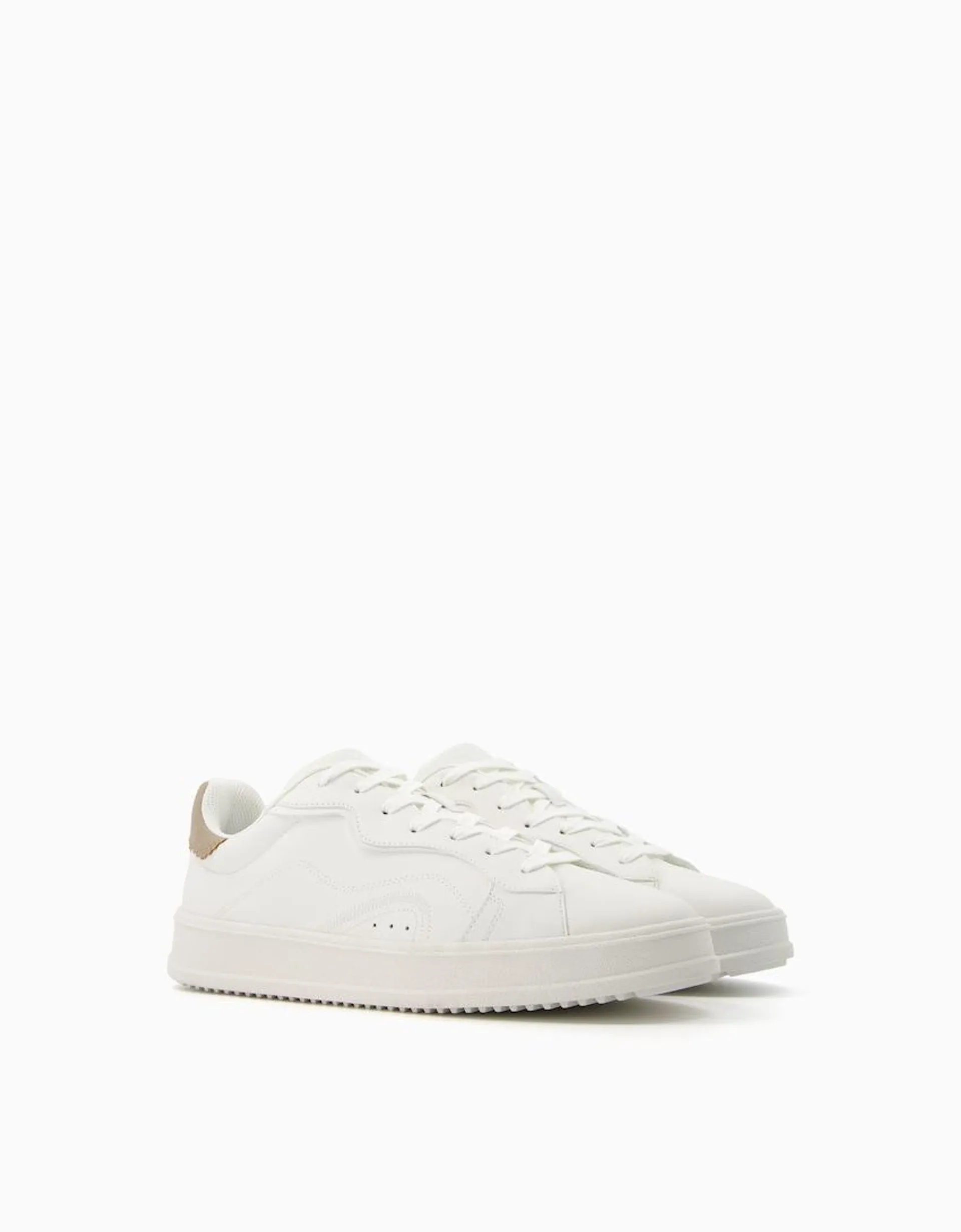 Contrast trainers