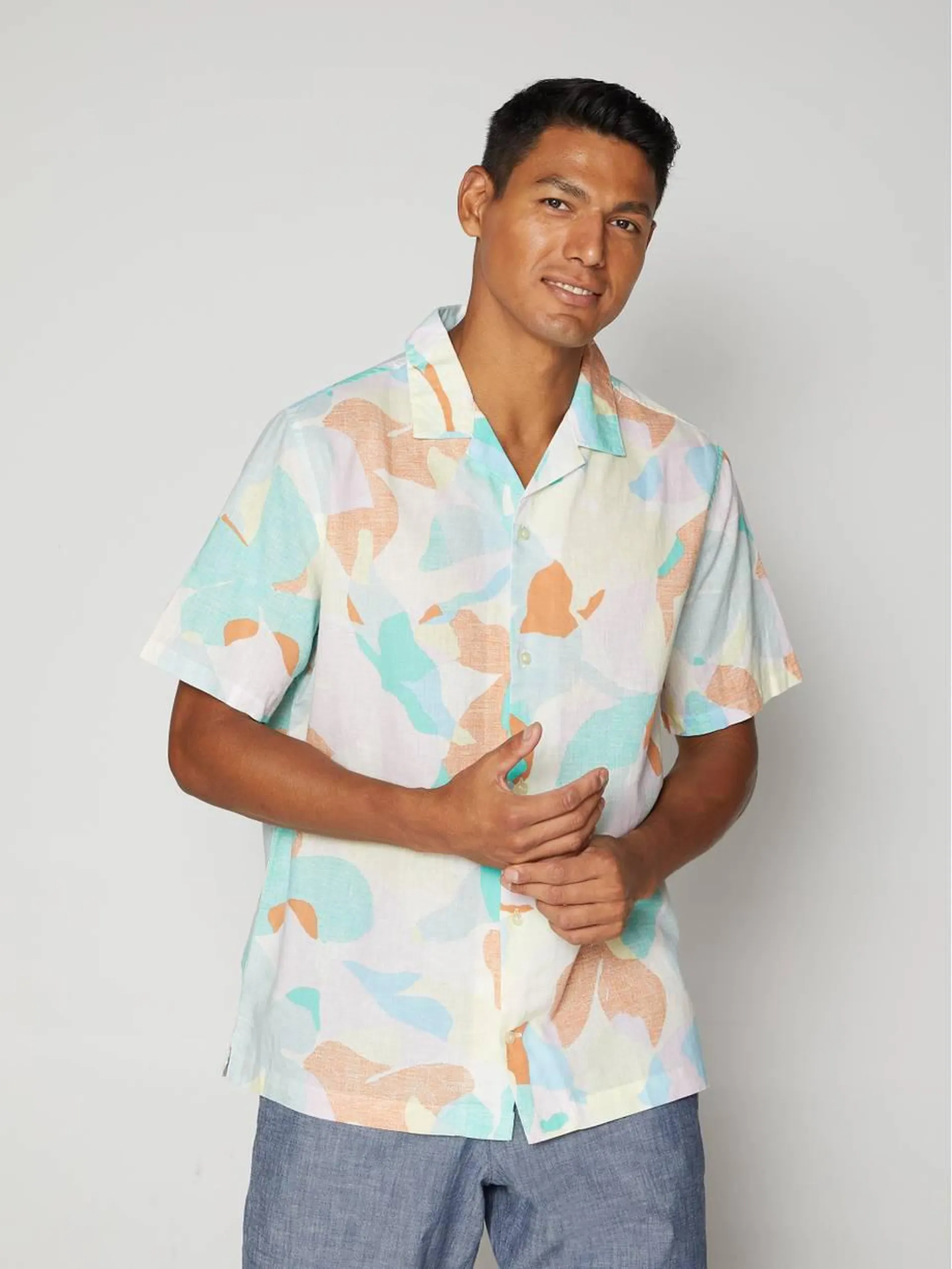Resort Shirt in Linen-Cotton