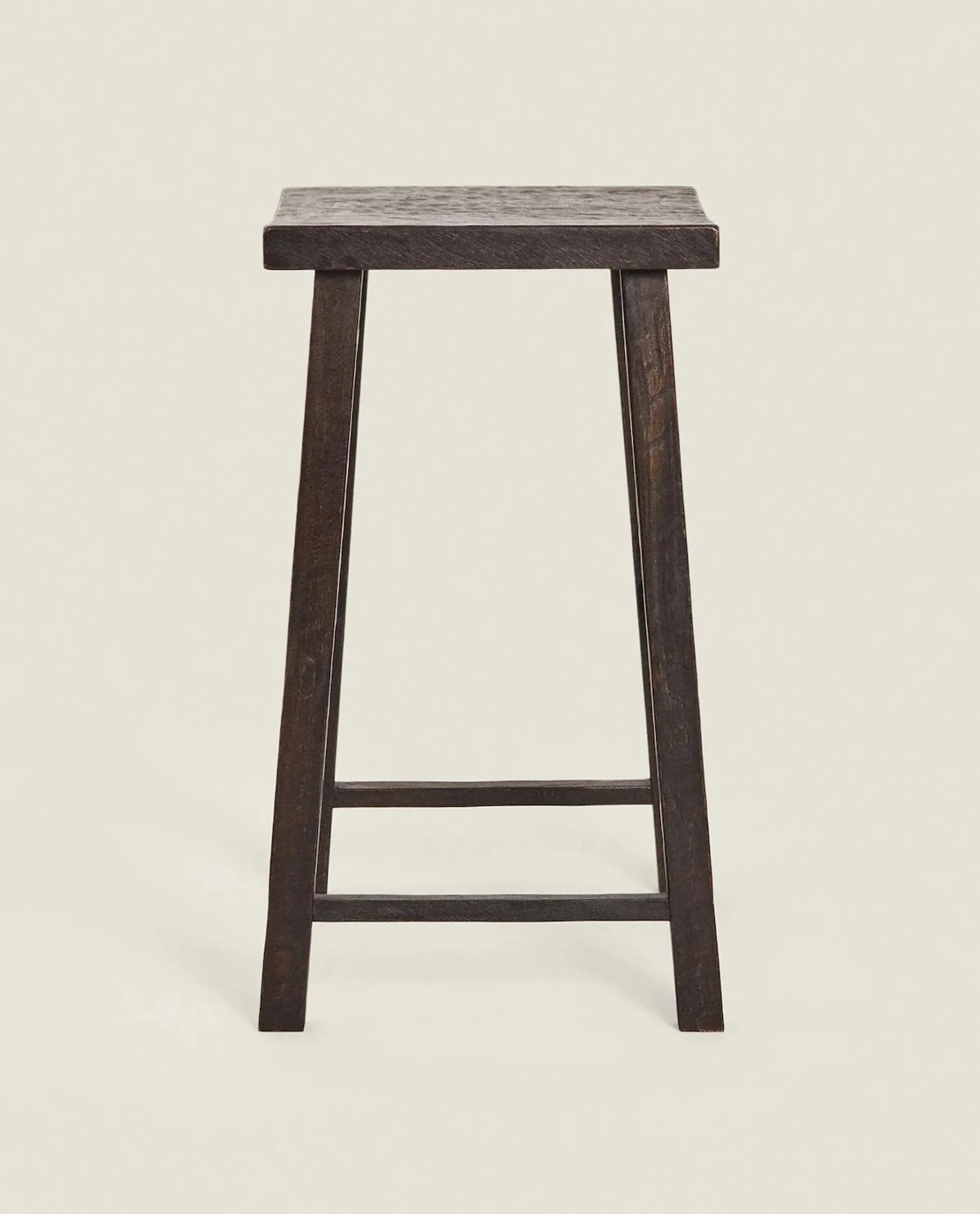 IRREGULAR TEXTURED BAR STOOL