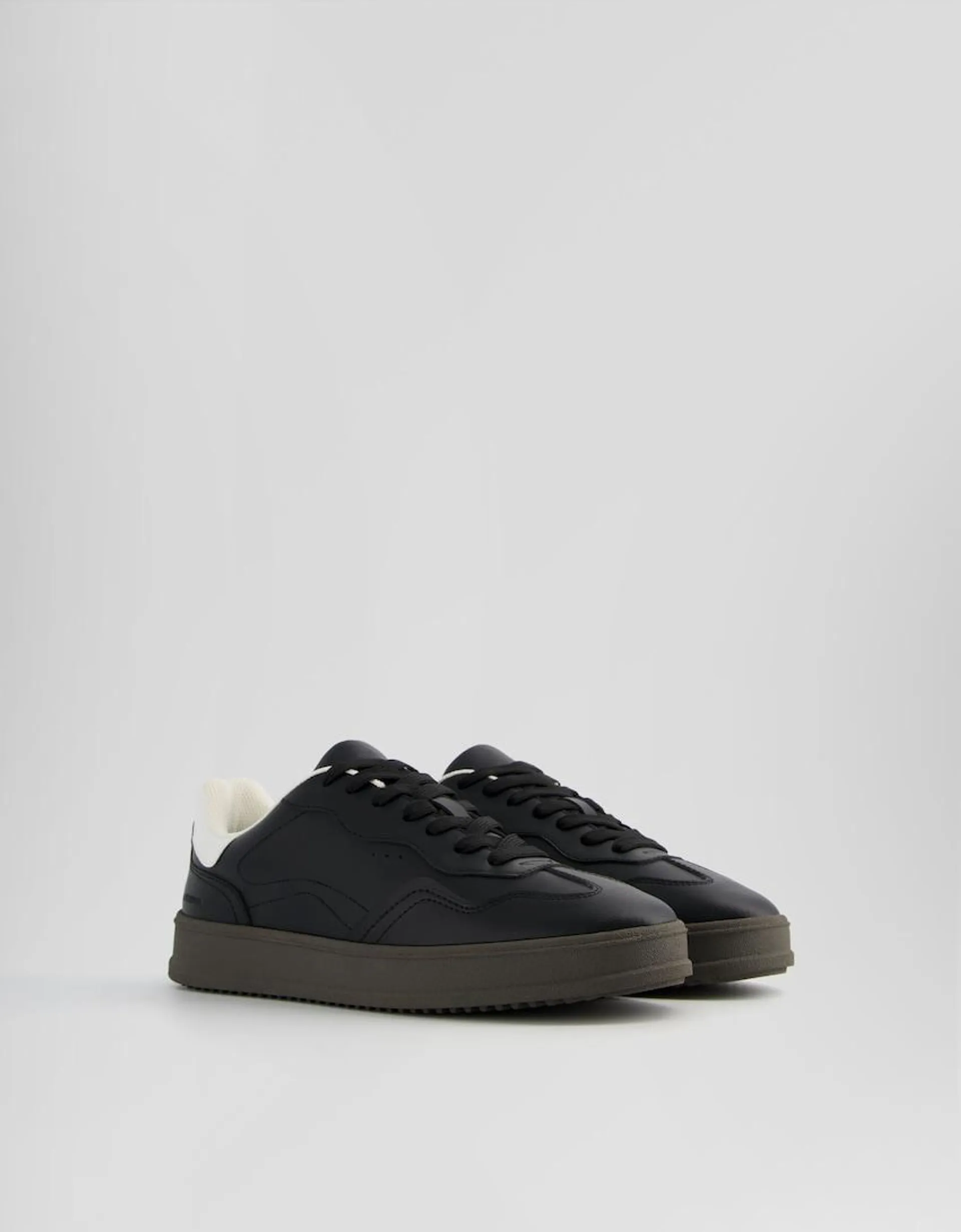 Men's contrast trainers