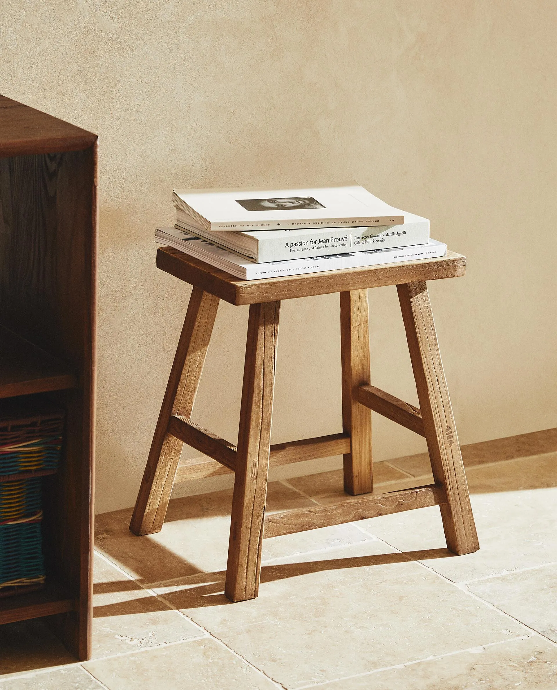 ELM WOOD STOOL