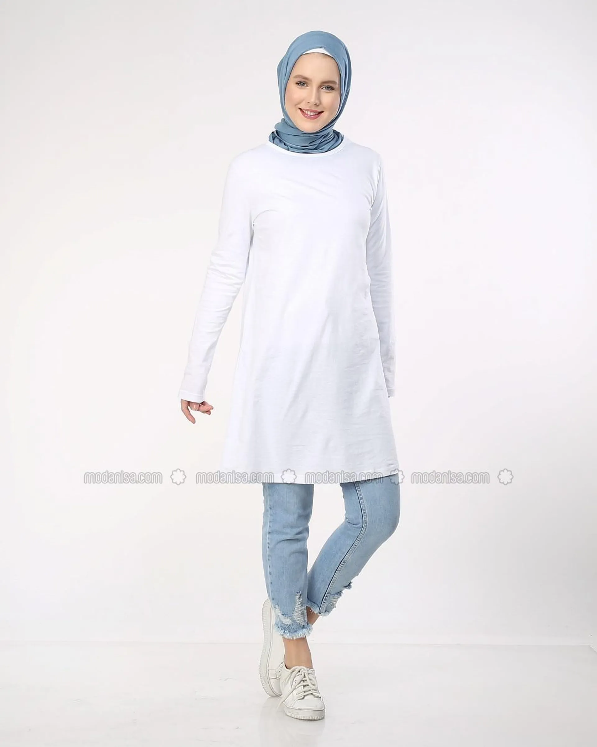 White - Crew neck - Tunic