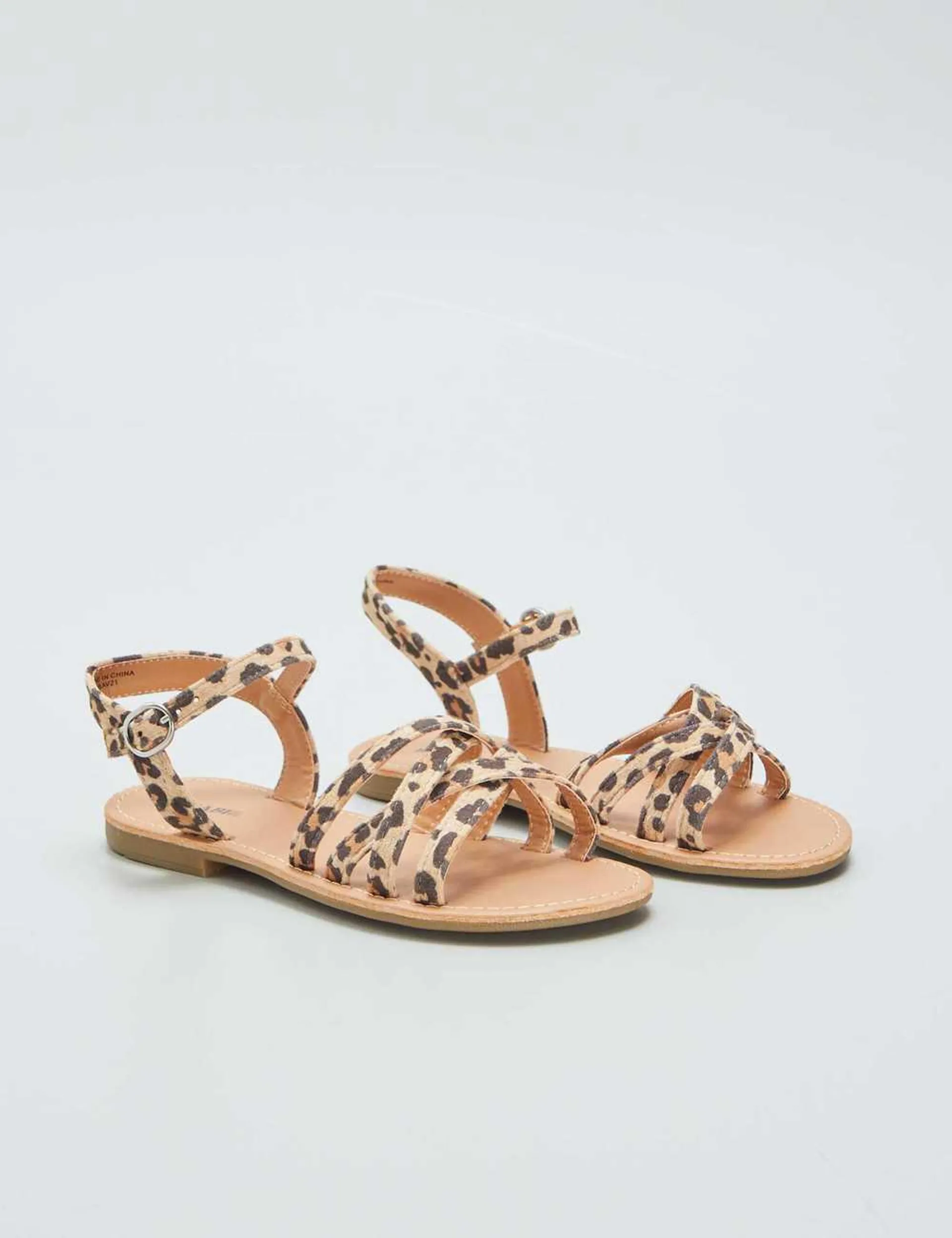 Sandals with crossover straps - leopard print