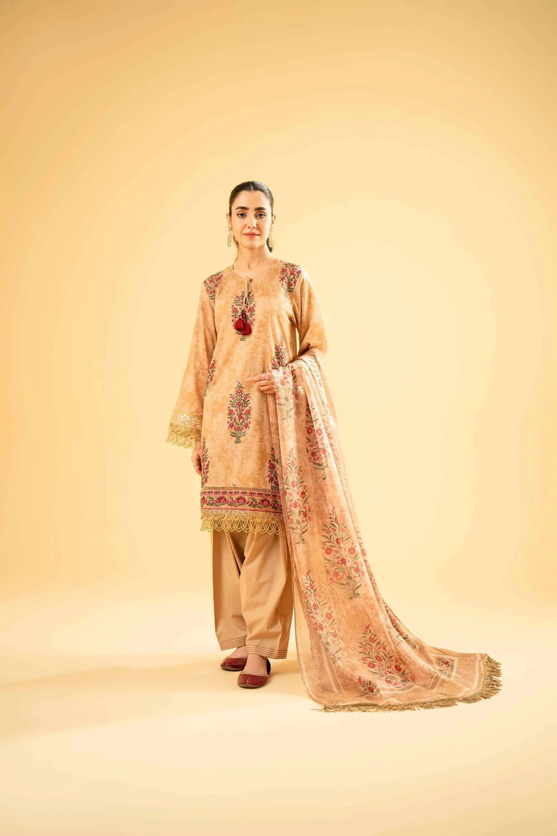 2 Piece - Printed Embroidered Suit - 42401952