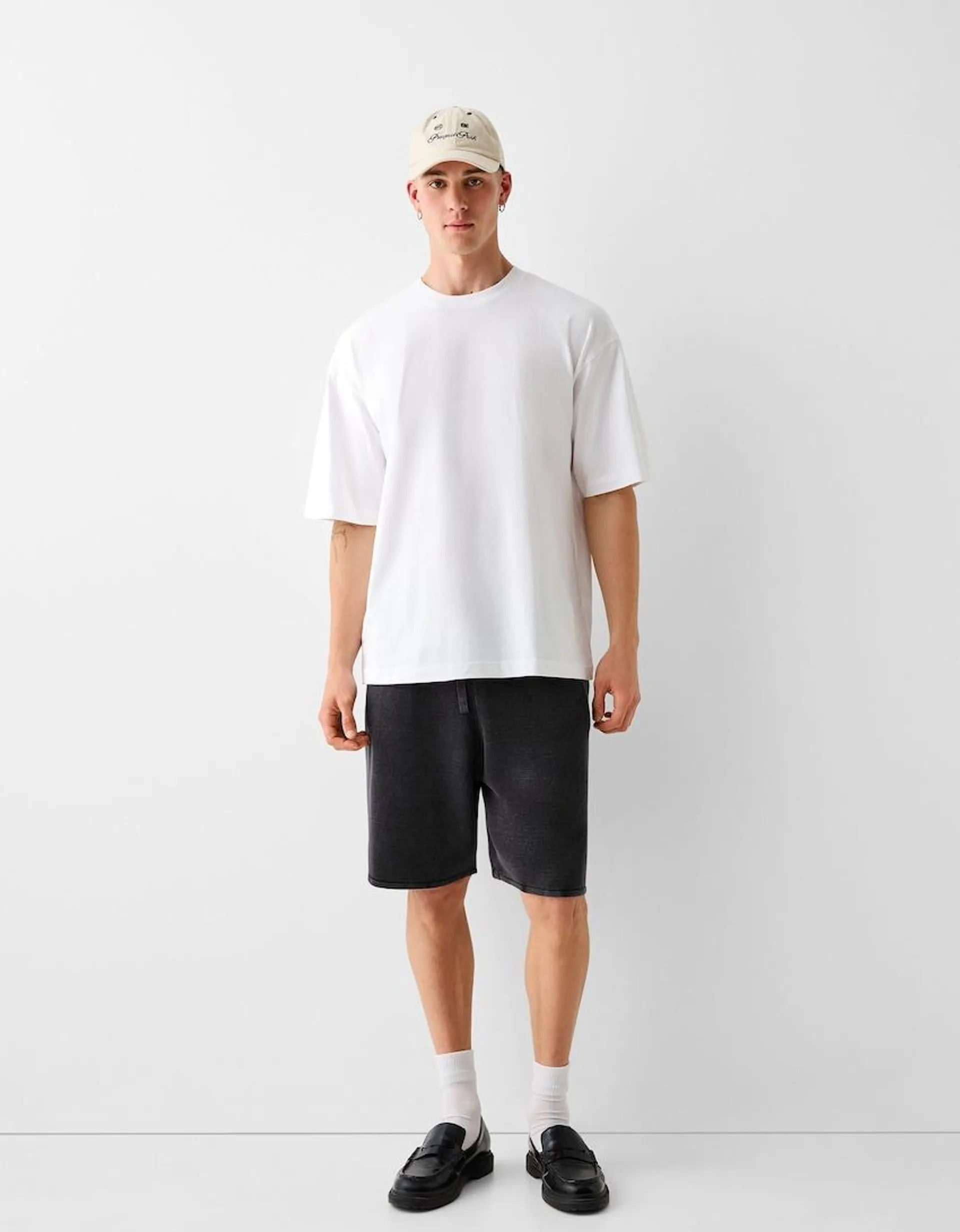 Faded-effect Bermuda shorts