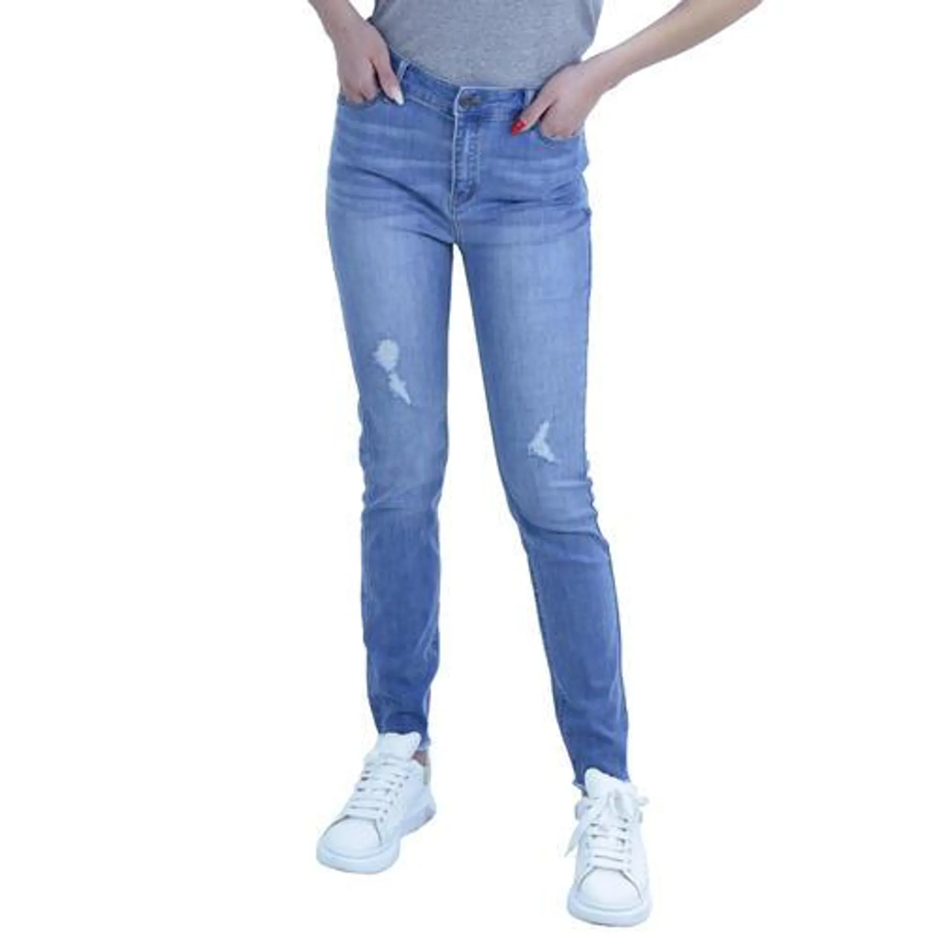 Women Slim Tapered Jeans