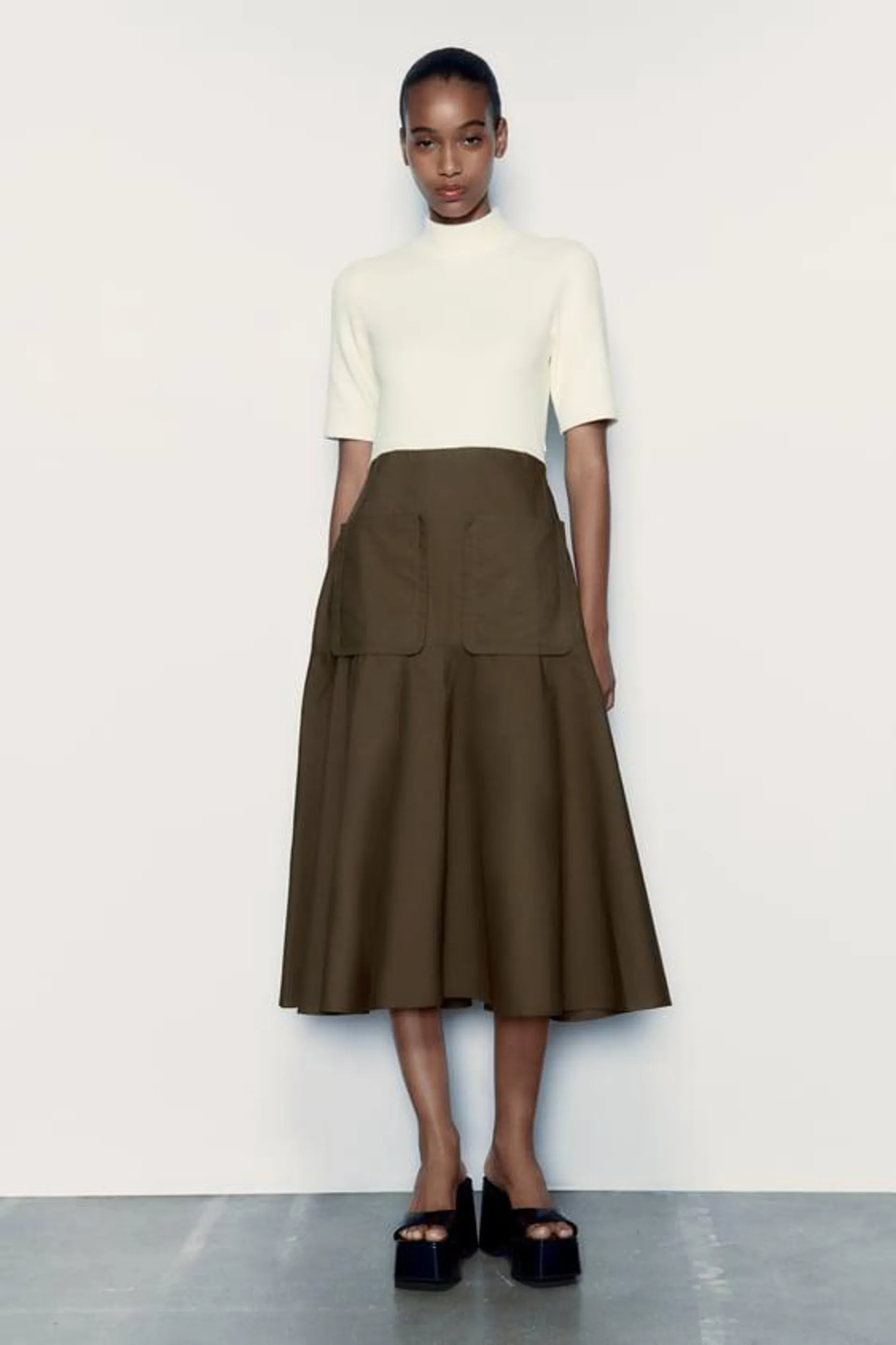 DRESS WITH MATCHING POCKETS