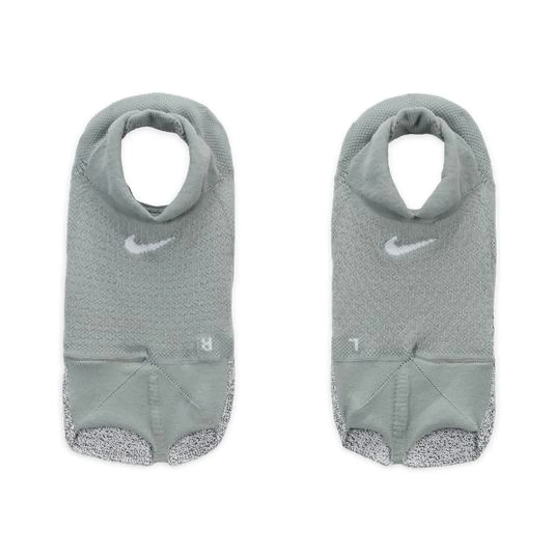 NikeGrip Dri-FIT Studio