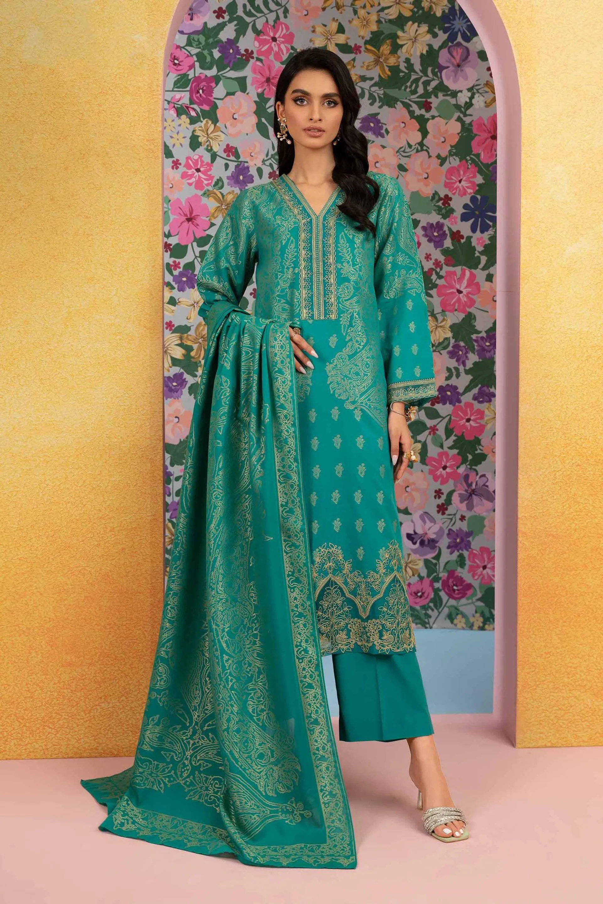3 Piece - Embroidered Jacquard Suit - 42301774