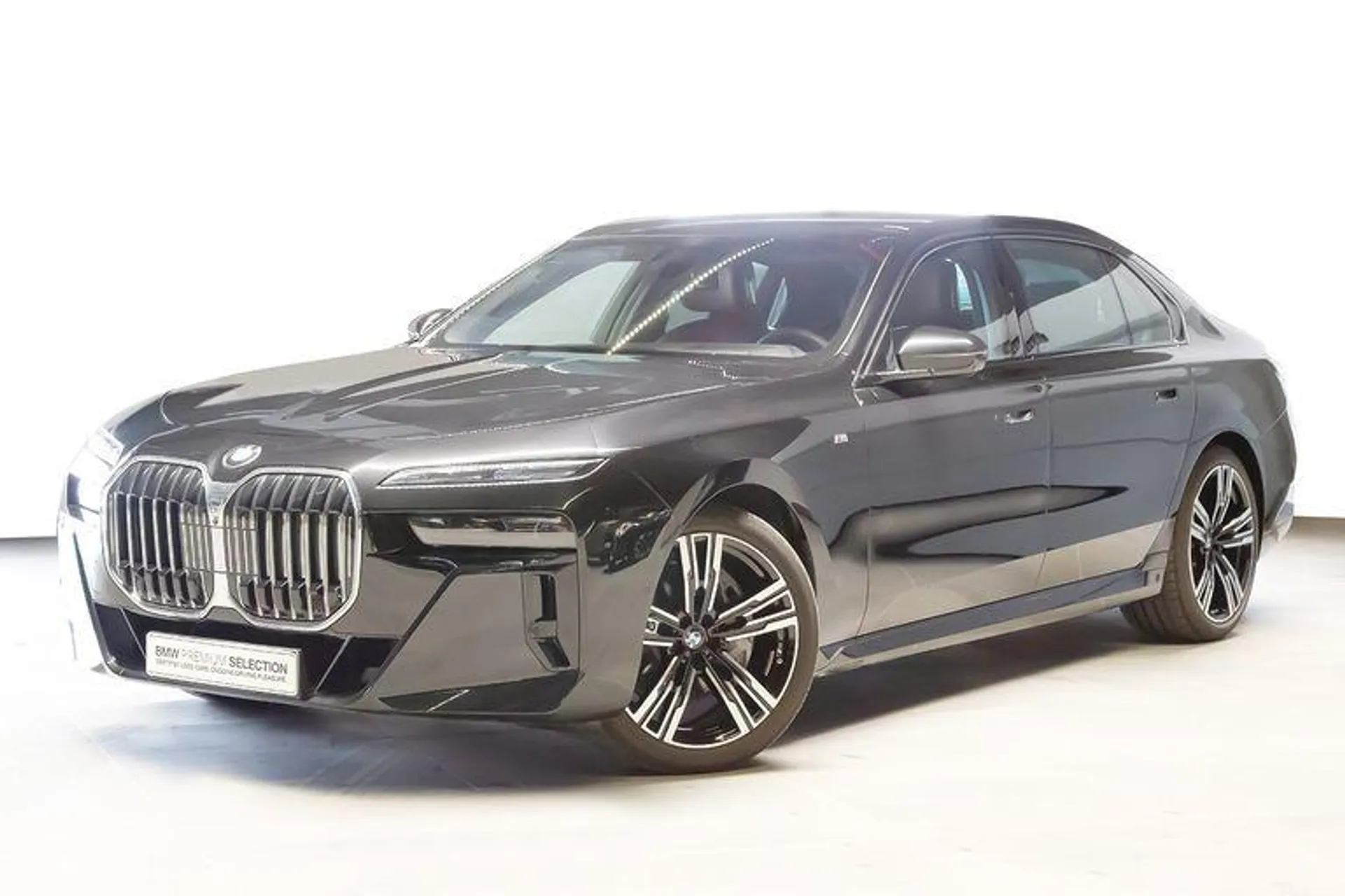 BMW 7 Series 740i M Gran Lusso
