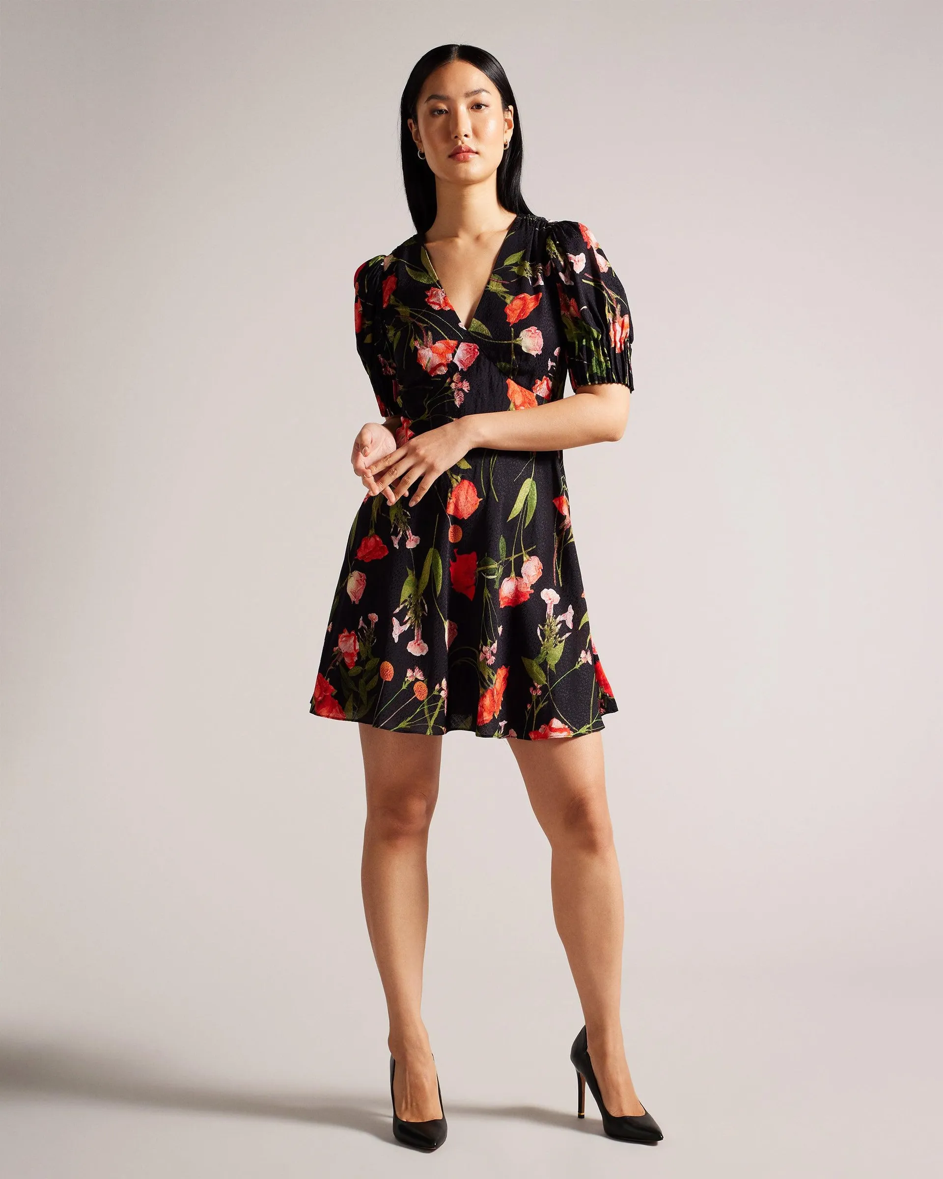 Sienno Mini Puff Sleeve Tea Dress Black