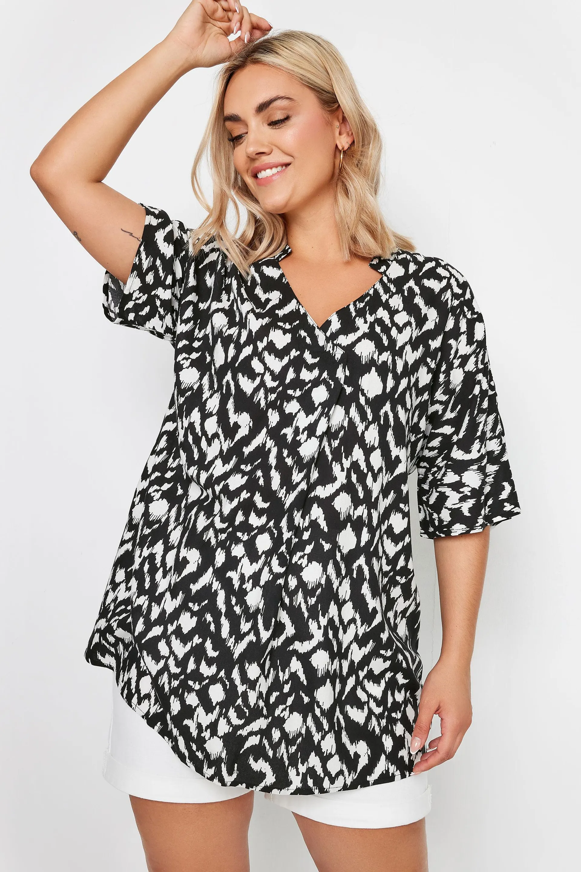 YOURS Curve Black Aztec Print Pleat Front Blouse