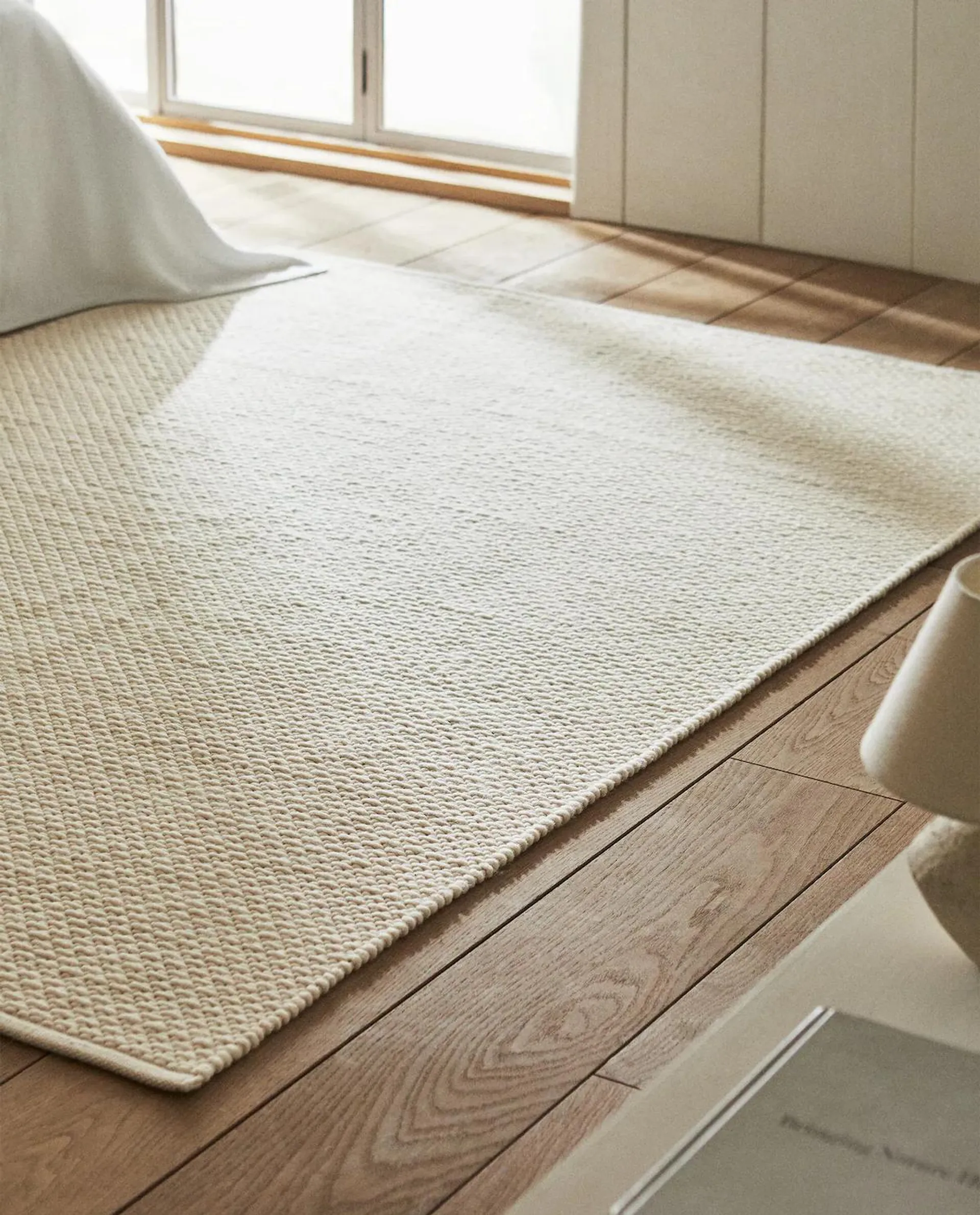 WOOL RUG