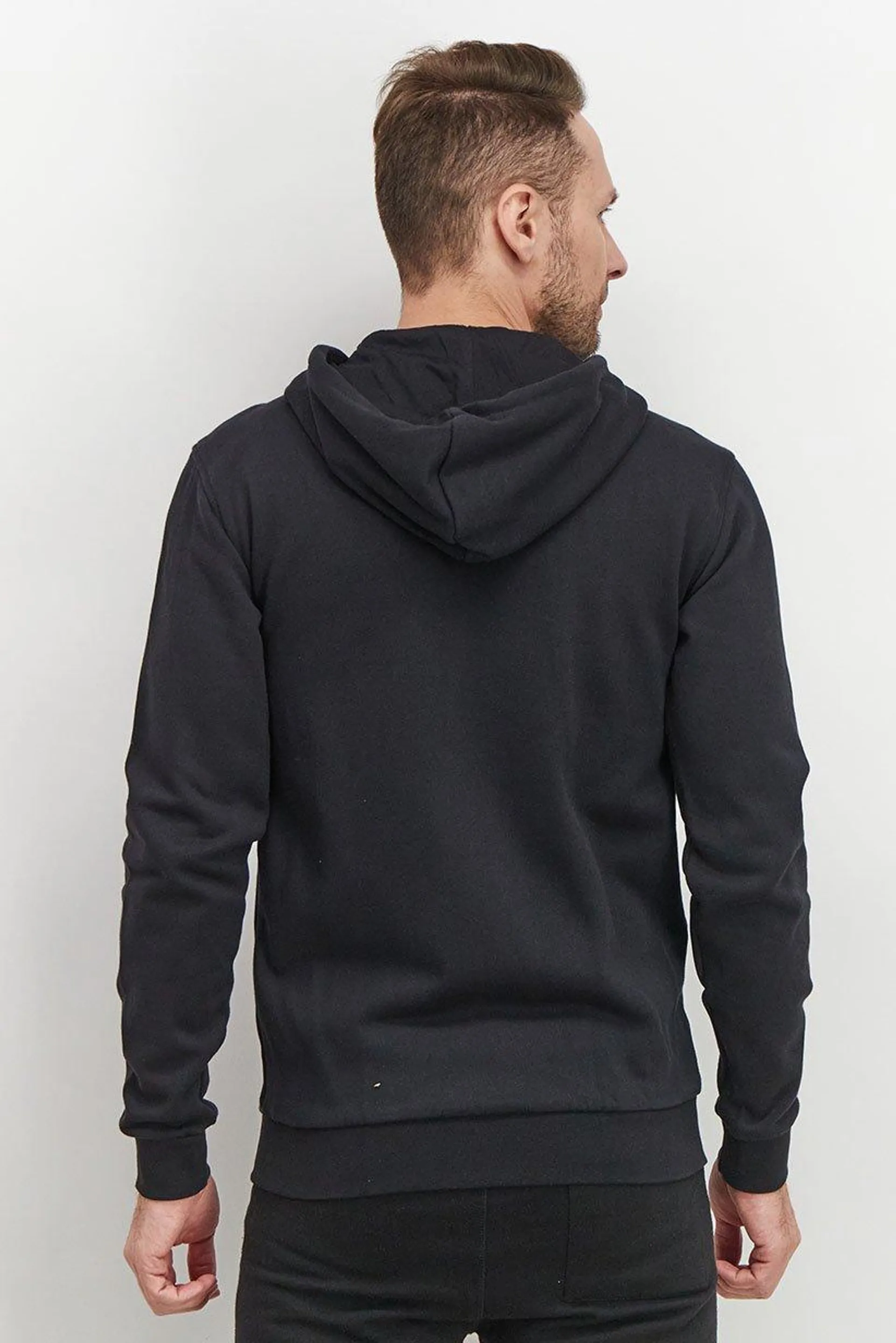 Men Sportswear Fit Long Sleeves Outdoor Hoodie, Black