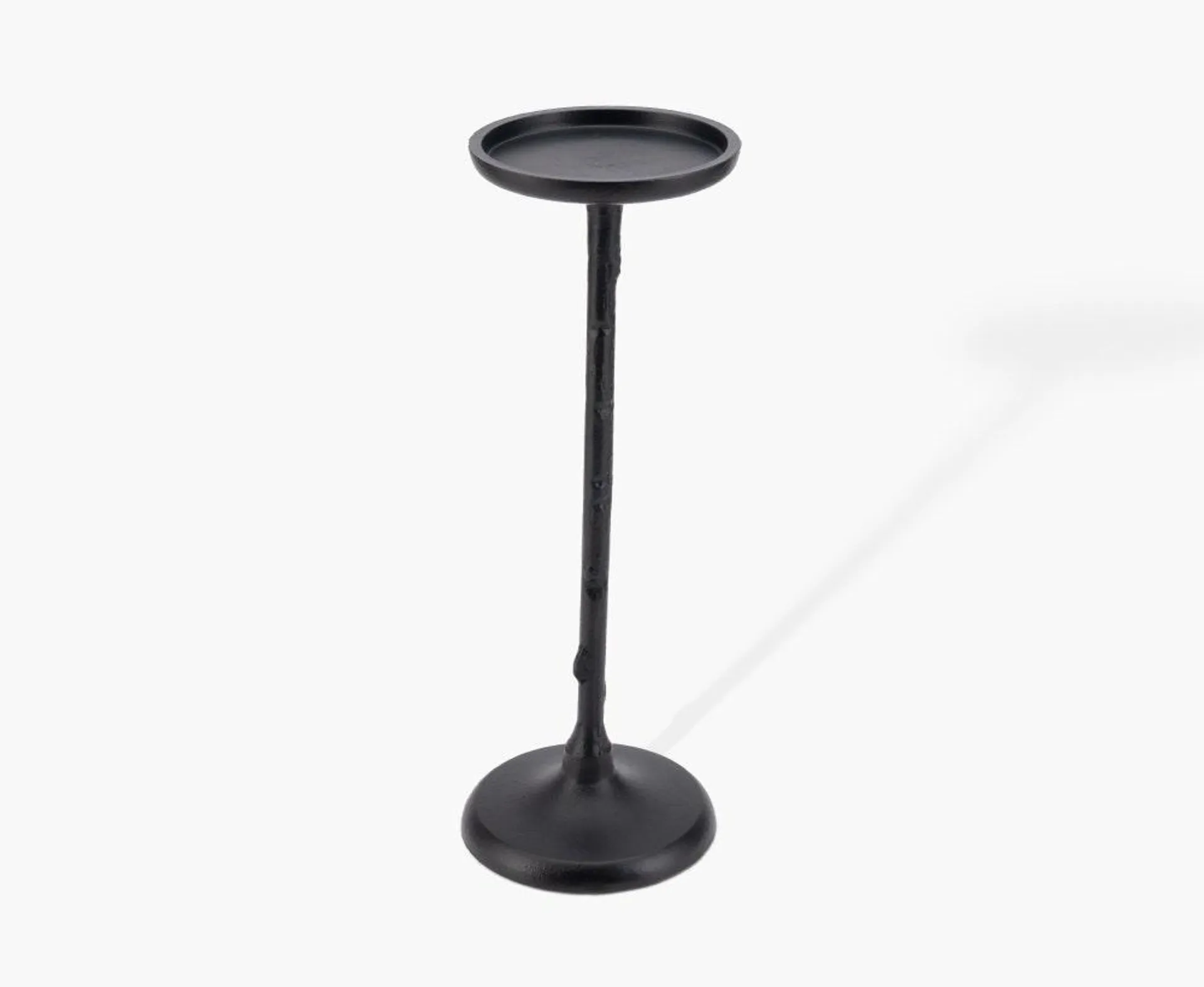 Lars Candle Holder