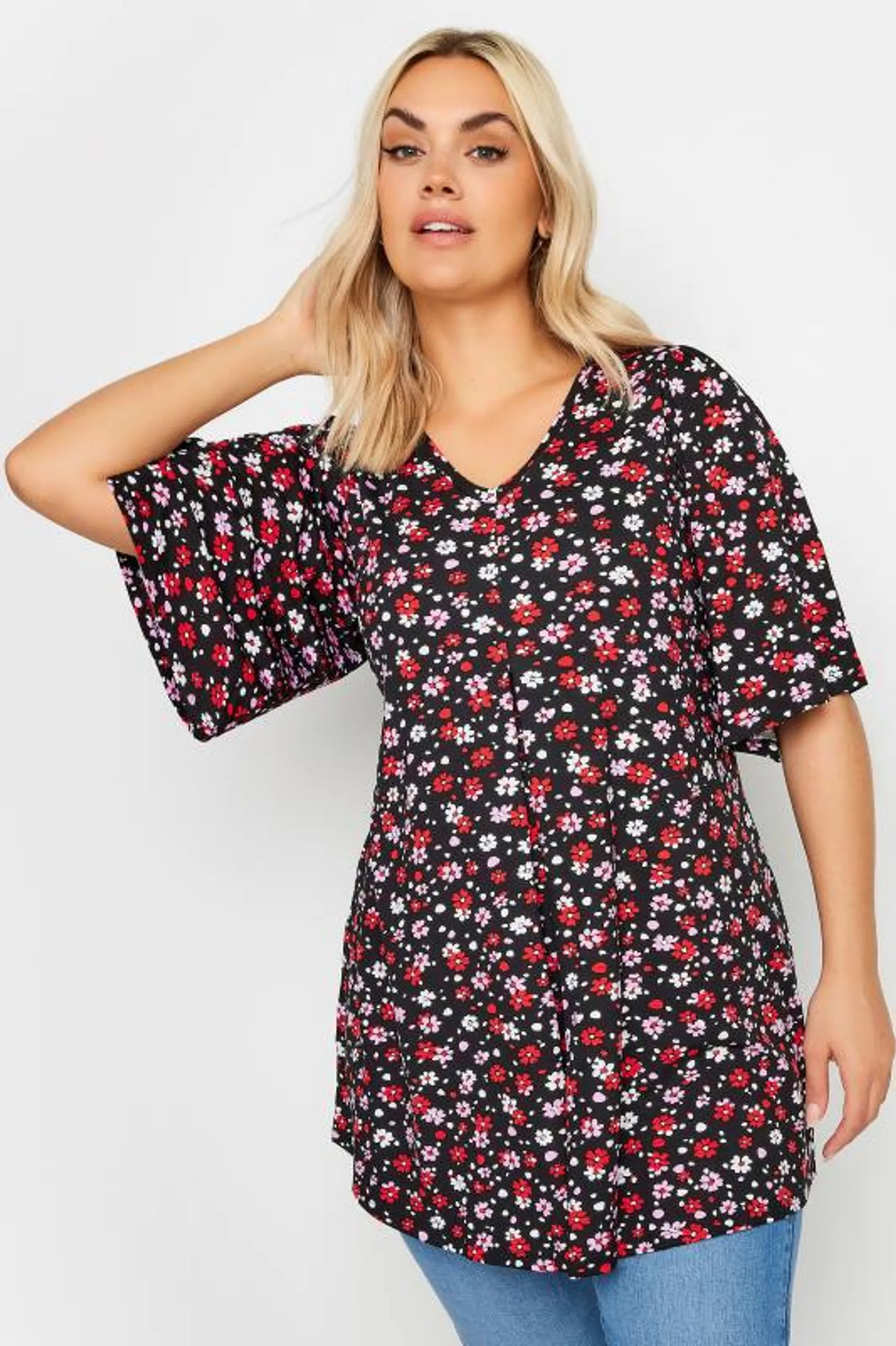 YOURS Curve Black Floral Pleated Swing Top