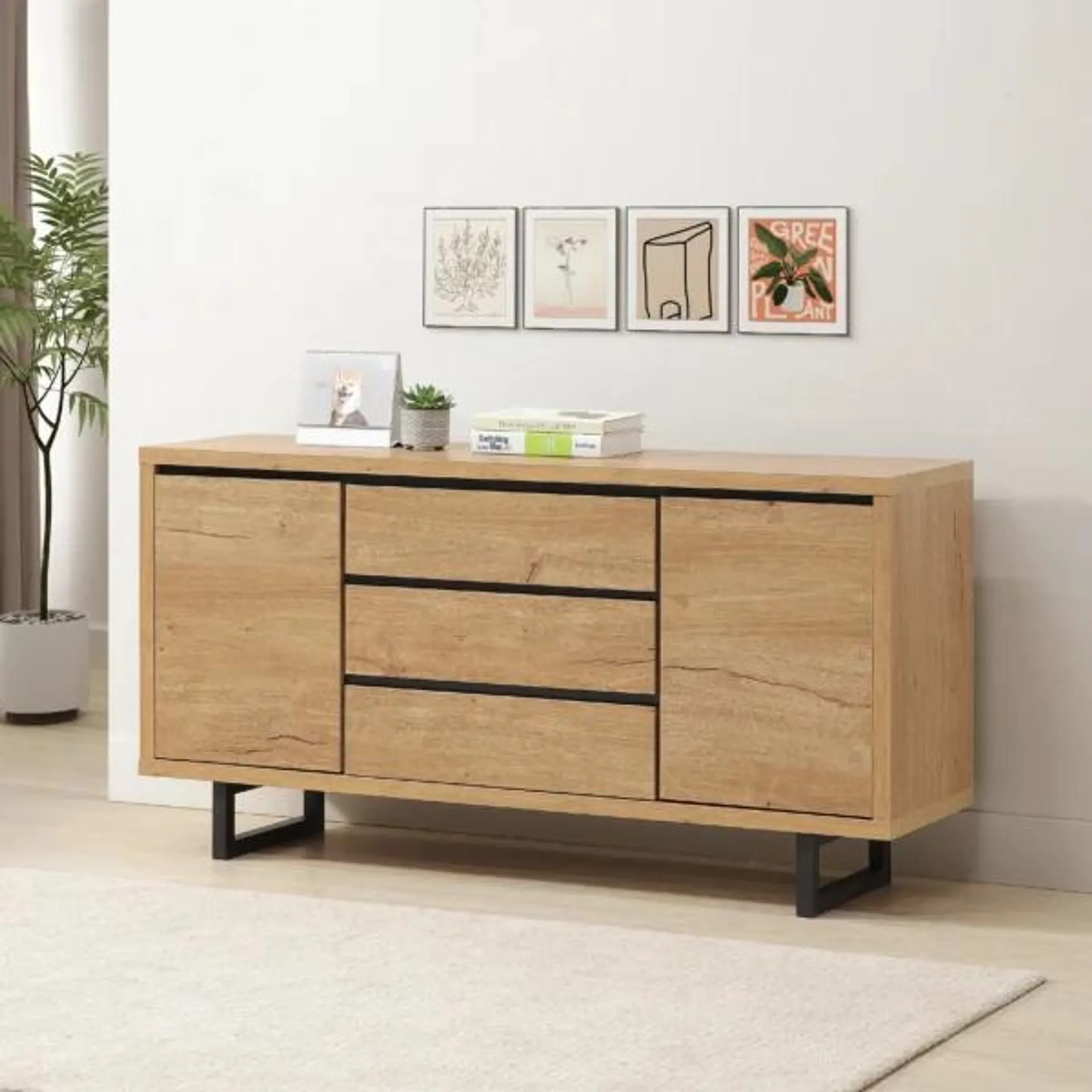 Corpus Sideboard – 1.5 M