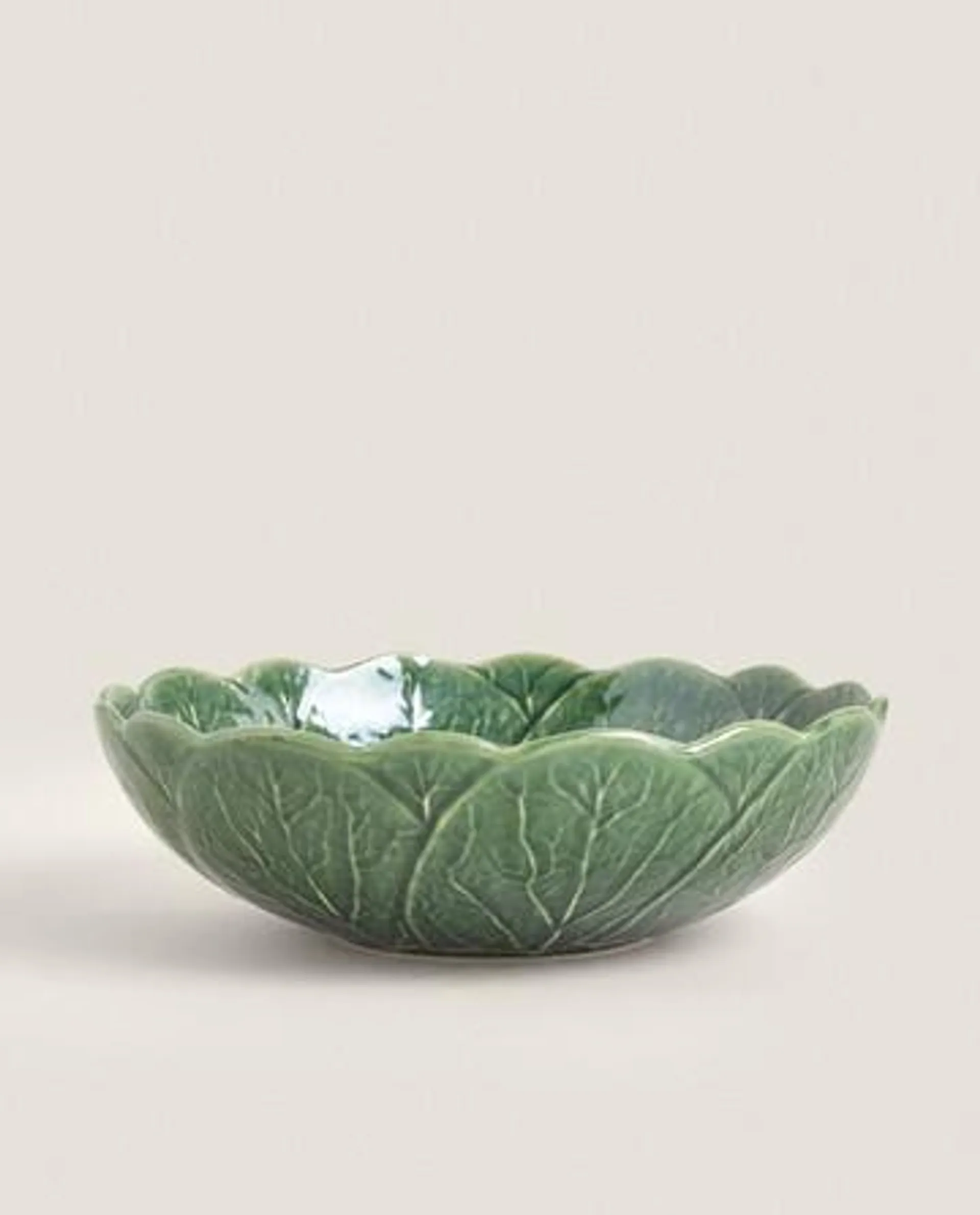 LEAF TRIM EARTHENWARE TABLEWARE