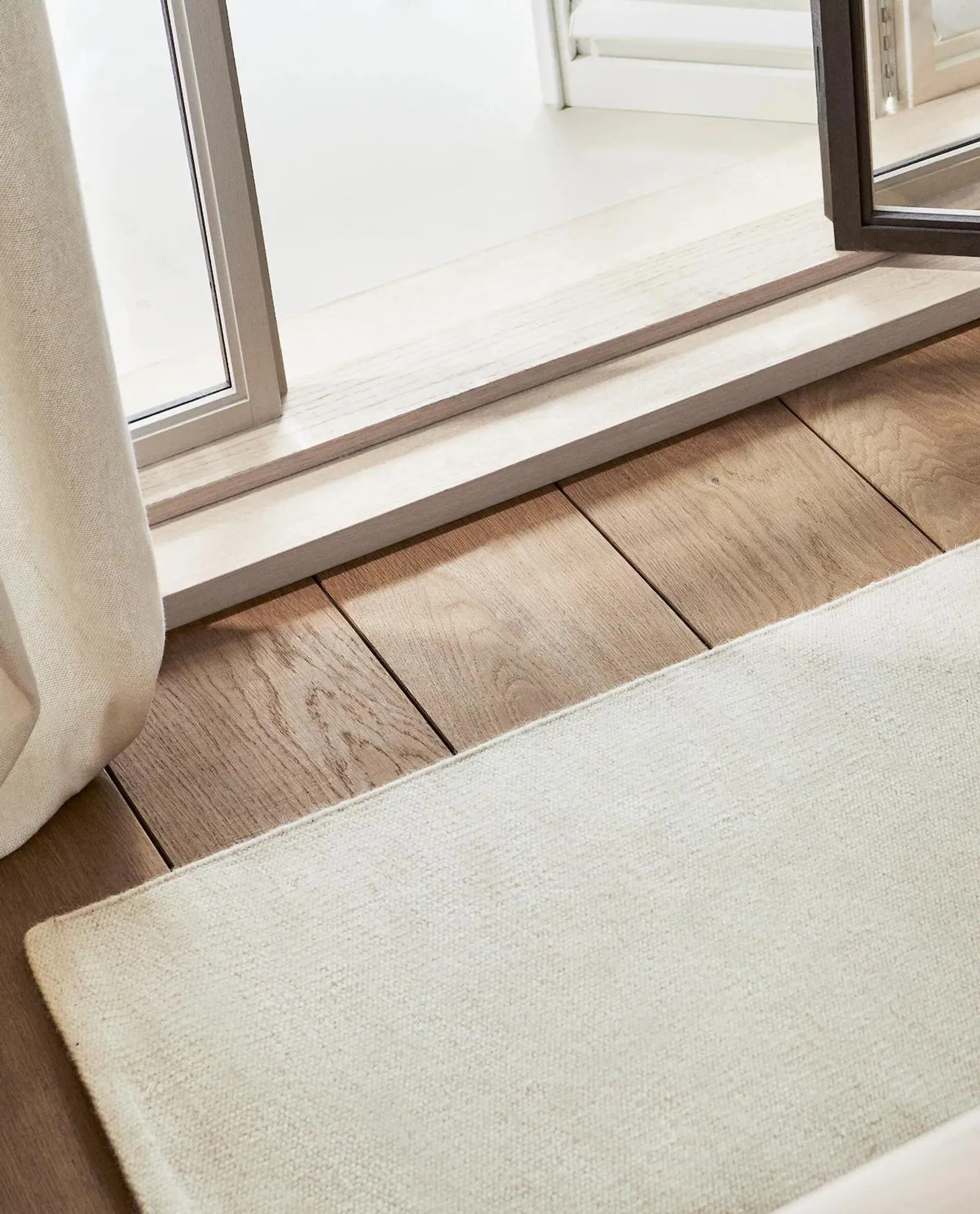 WOOL BLEND RUG