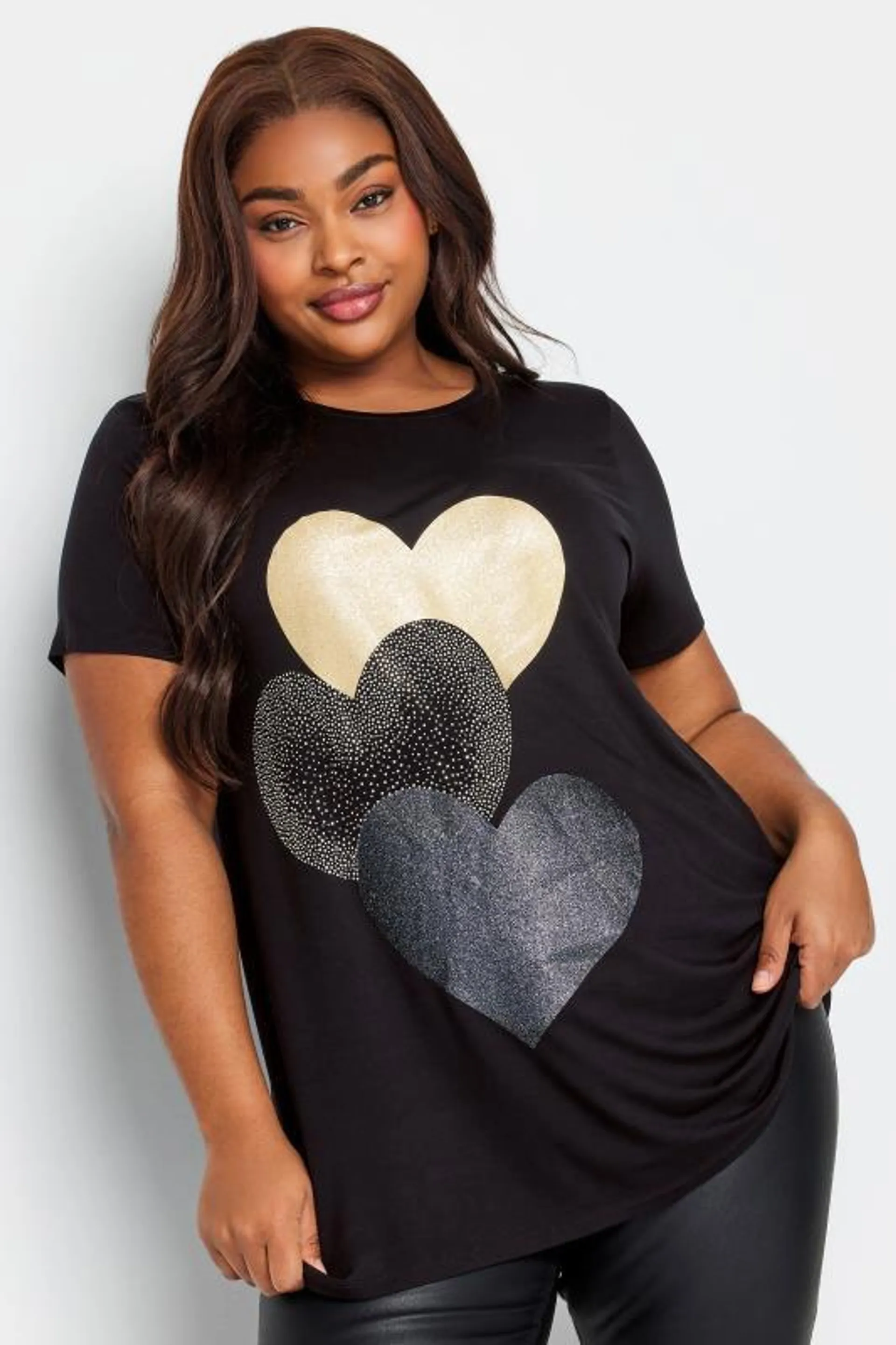 YOURS Curve Black Glitter Heart Print T-Shirt