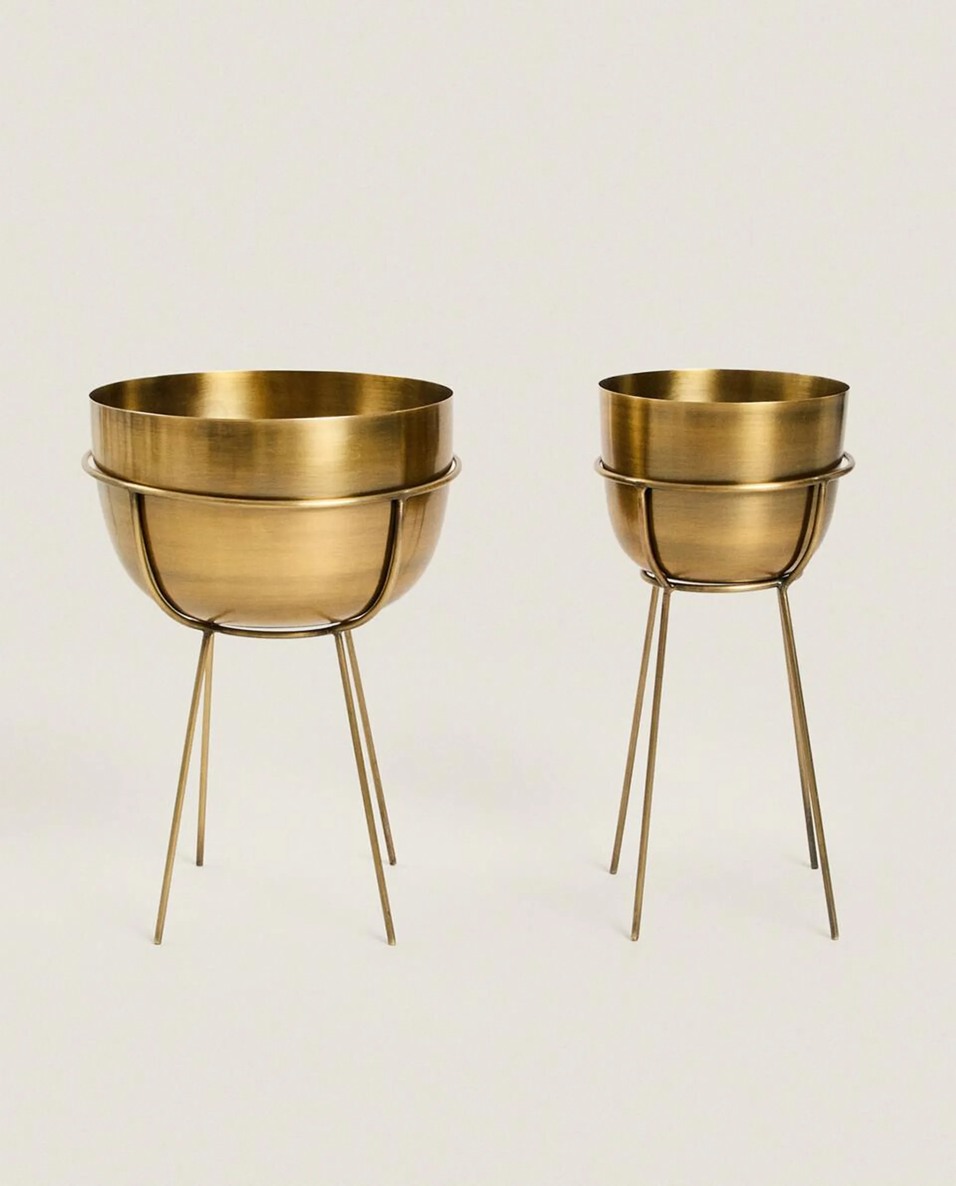 OVAL GOLD FLOWERPOT