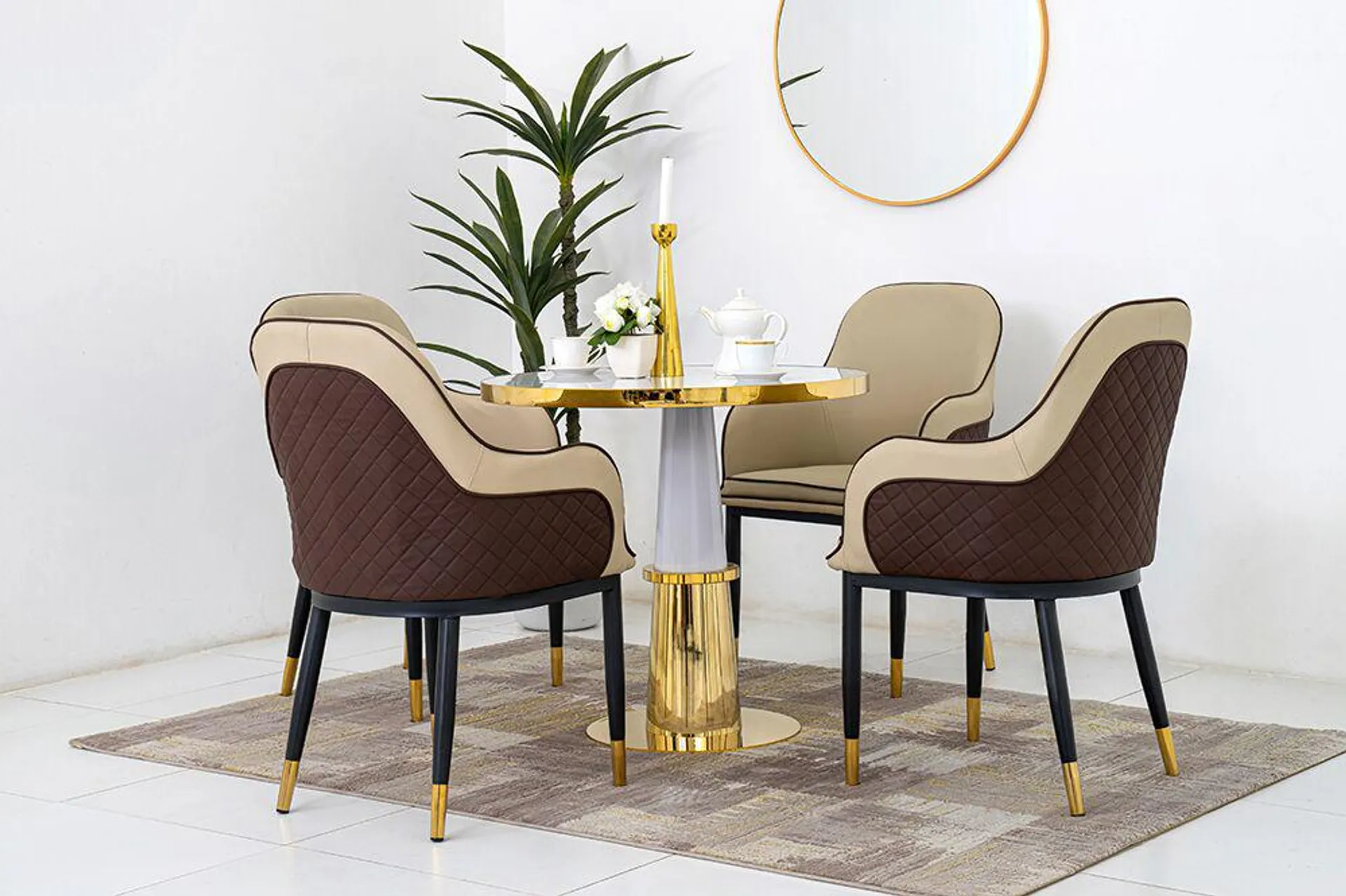 BK 613 Dining Set