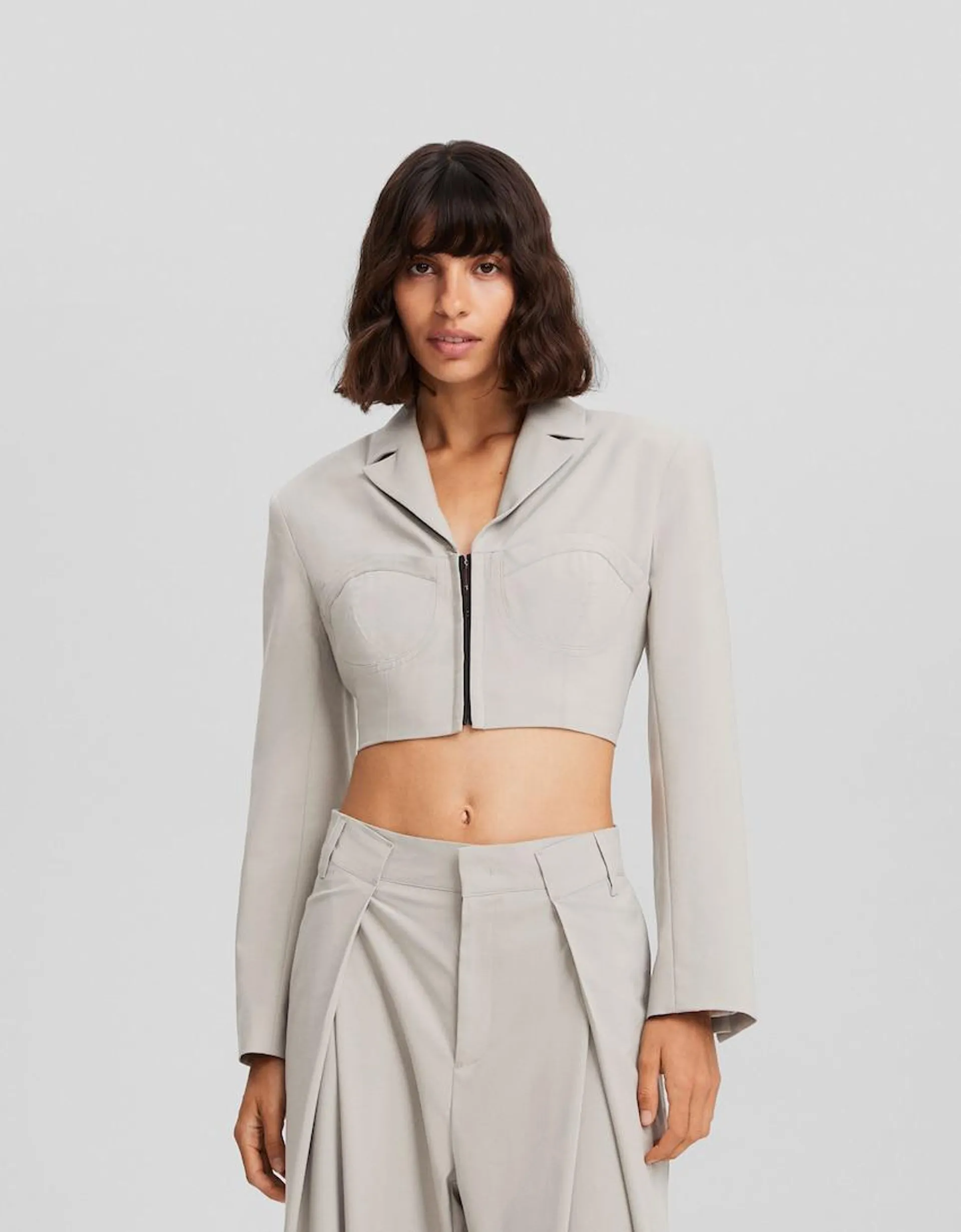 Cropped blazer with detail